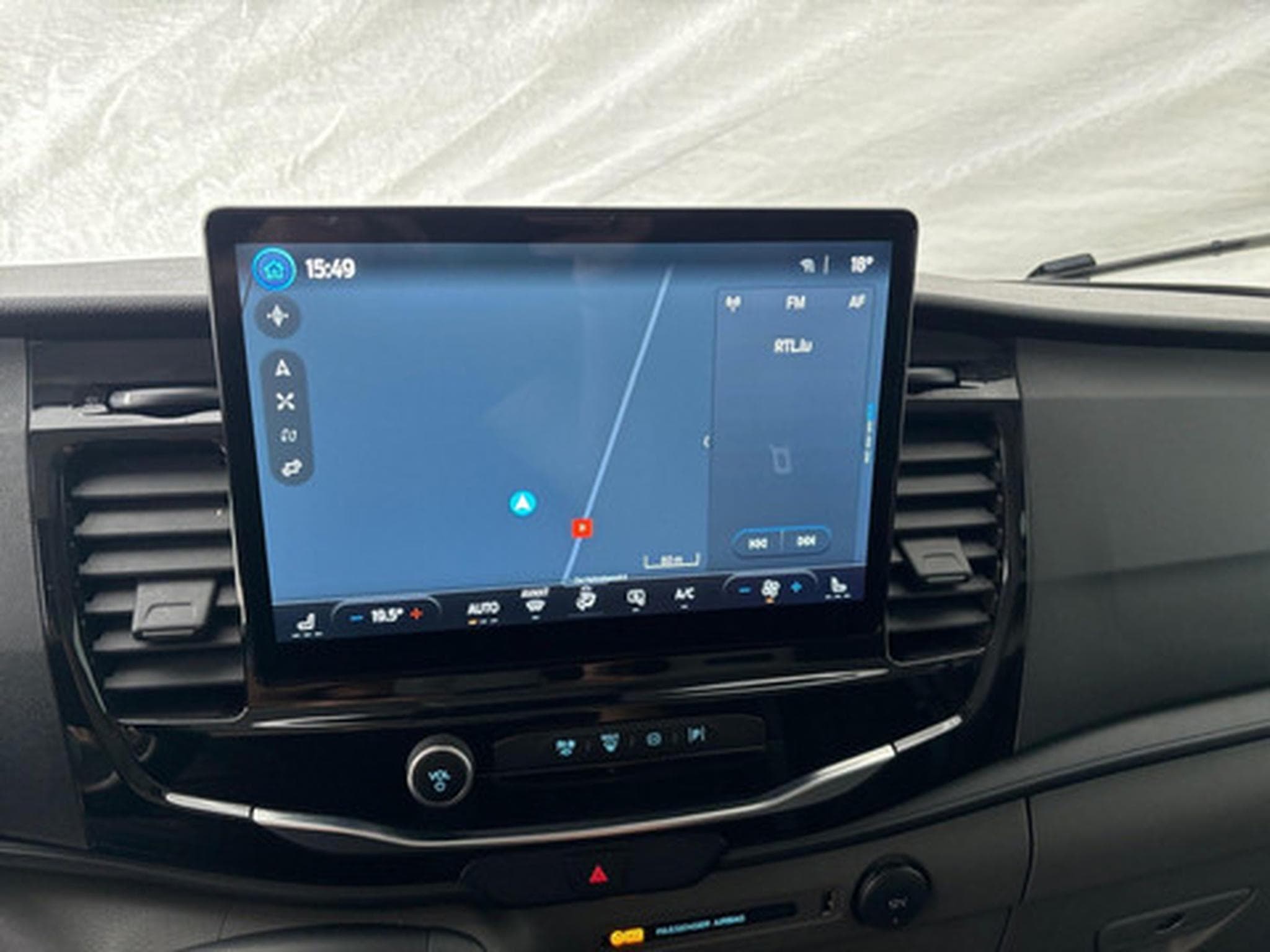 Ford Transit Trend (2022) - Foto 3