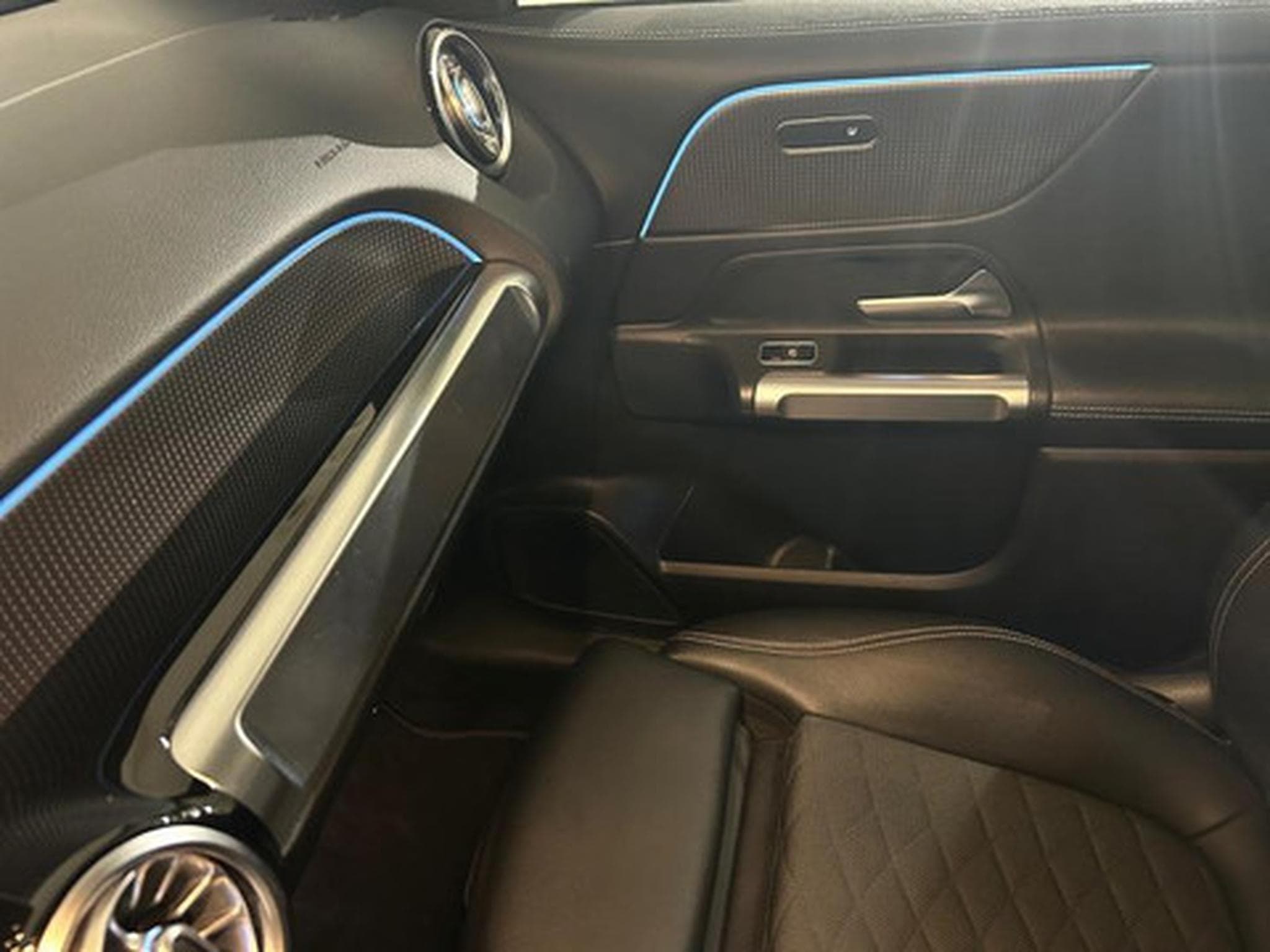 Mercedes GLB 200 GLB d (2021) - Photo 10
