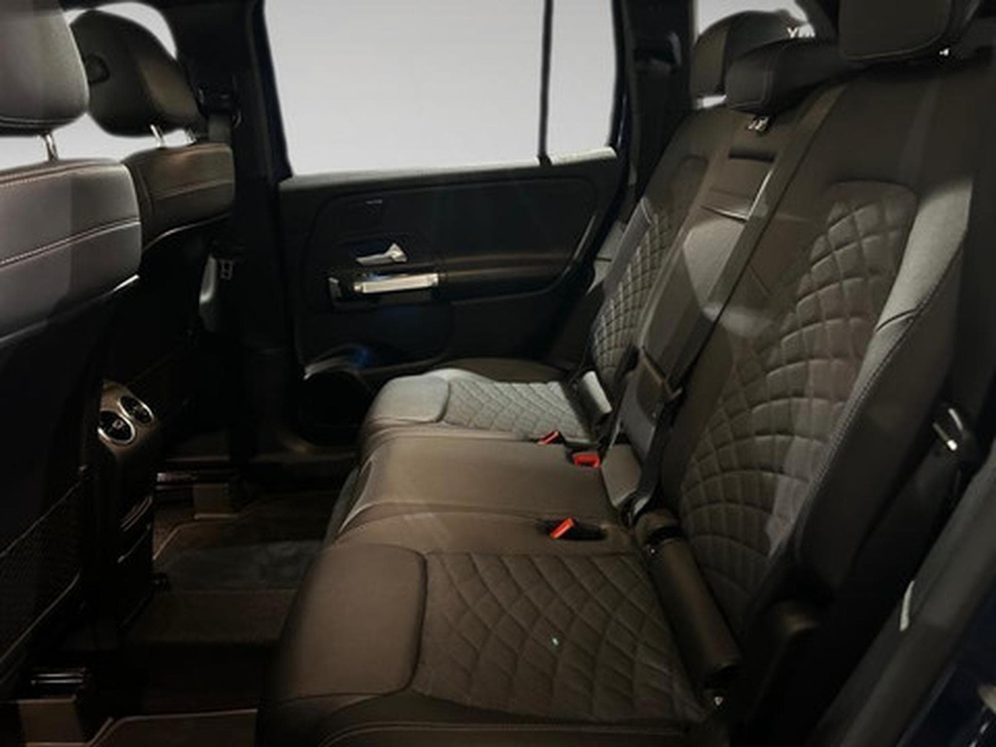 Mercedes GLB 200 GLB d (2021) - Photo 11