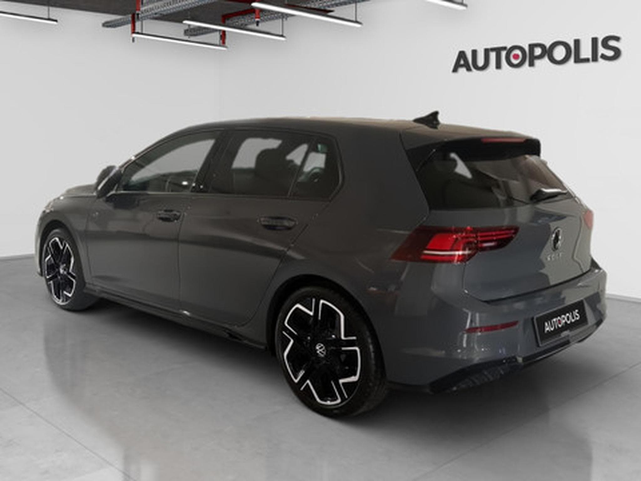 VW Golf Golf VIII R-Line (2025) - Photo 2