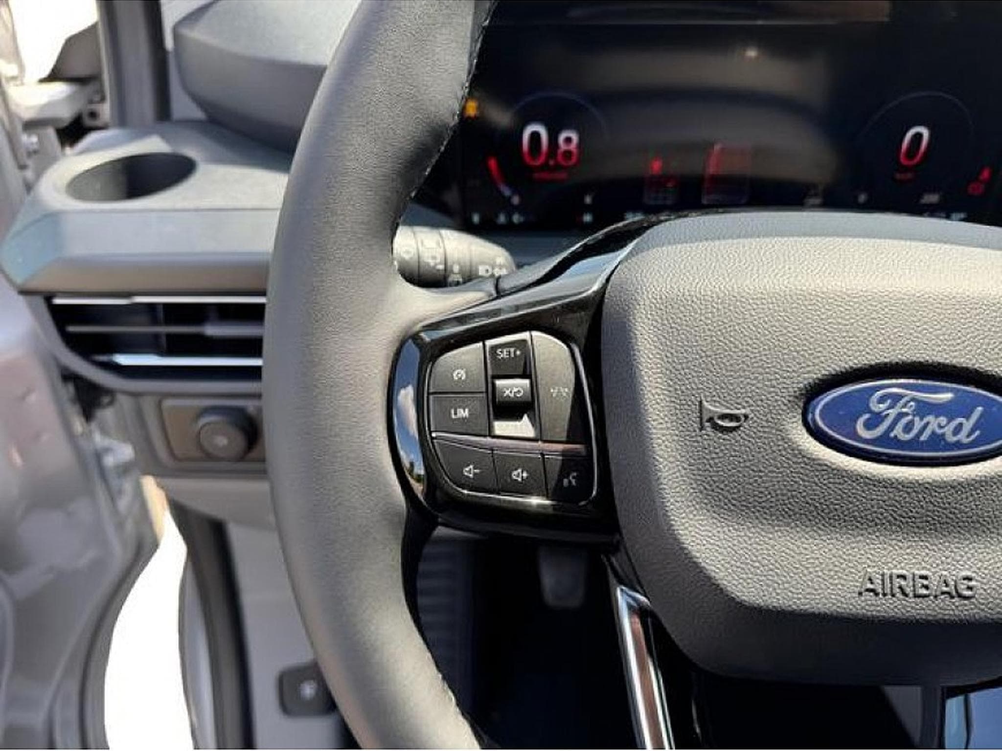 Ford Tourneo (2025) - Foto 15