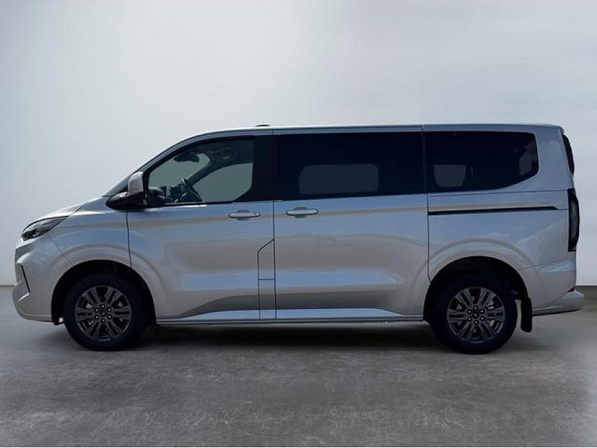 Ford Tourneo (2025) - Foto 7
