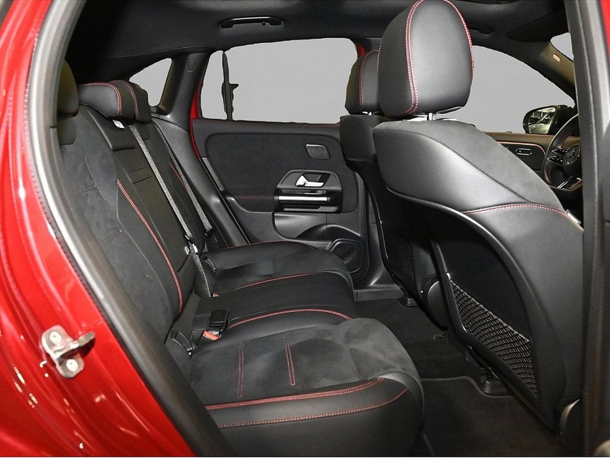 Mercedes EQA (2025) - Photo 4
