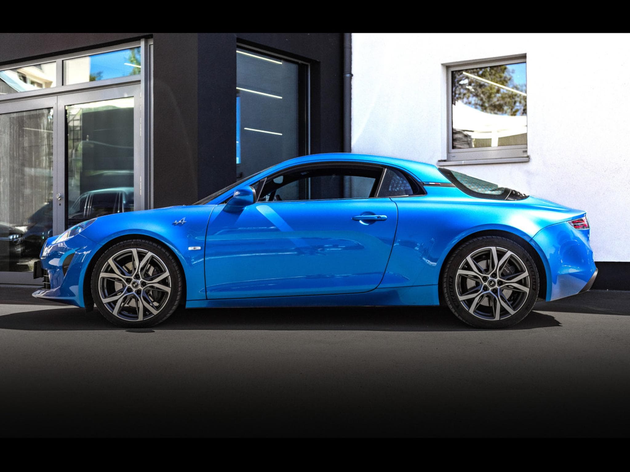 Alpine A110 1.8 TCE 252 – ALPINE BLUE METALLIC (2022) - Photo 2