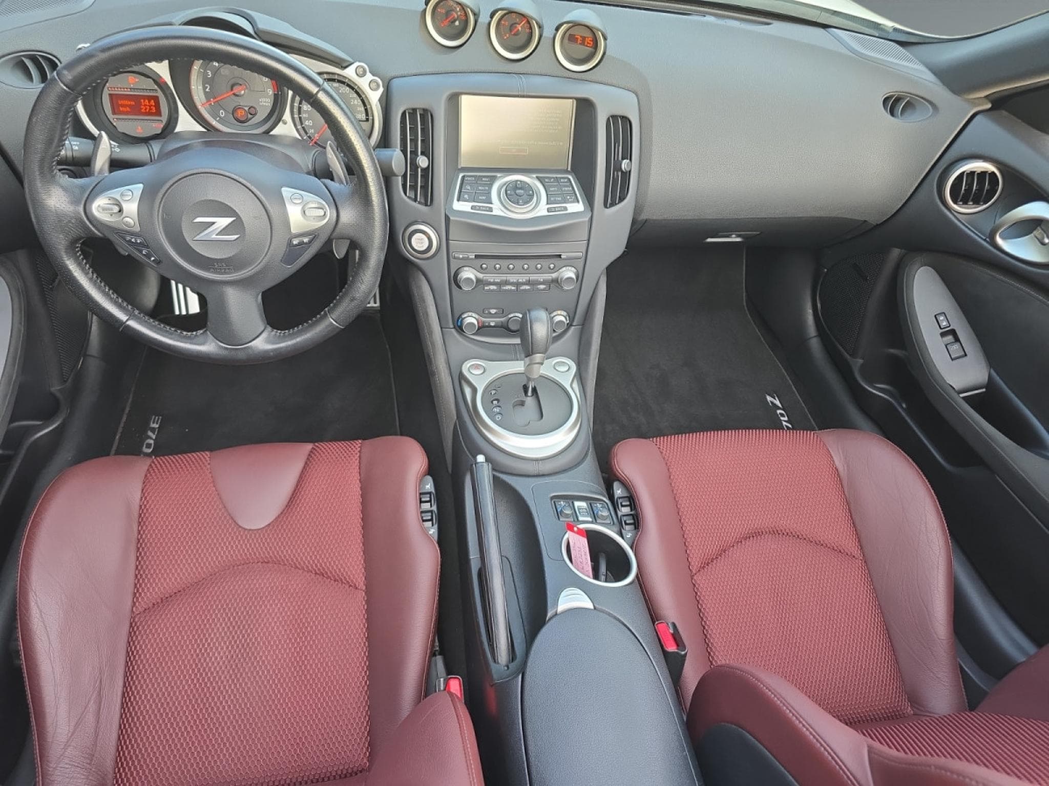 Nissan 370Z 3.7i Cabrio (2020) - Photo 10