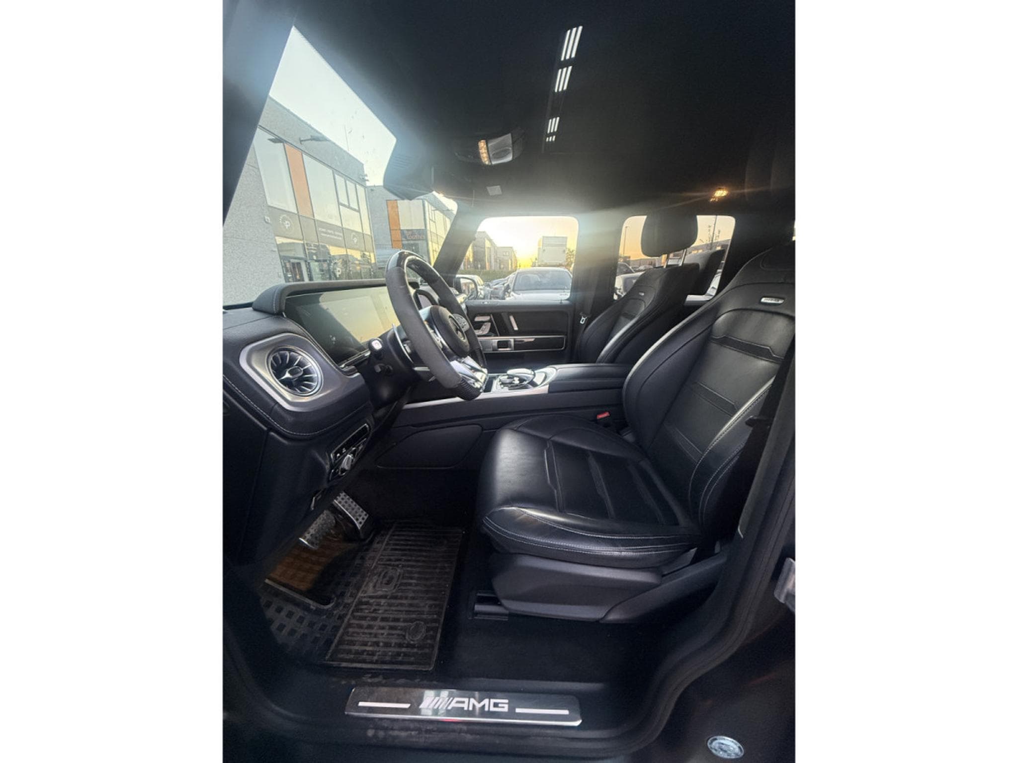 Mercedes G 63 AMG G63 AMG/DVD PAKET/22/CARBON/360/TV/VOLL/MAGNO (2022) - Photo 16