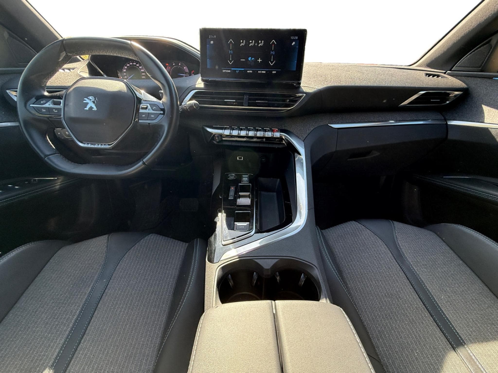 Peugeot 5008 1.5 BlueHDi Allure Pack (EU6.4) 7 PLACES (2023) - Photo 9