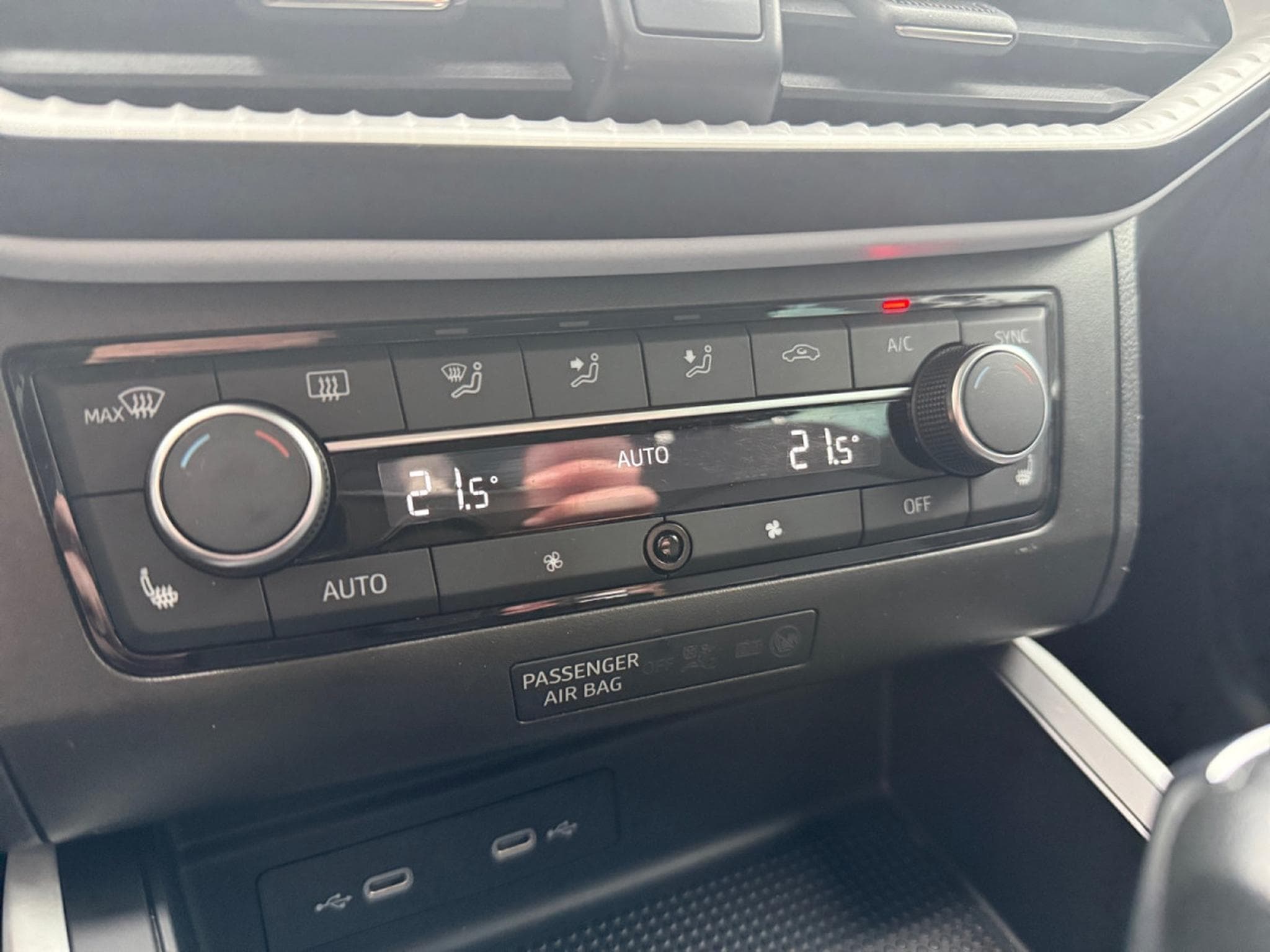 Seat Arona 1.0 TSI MOVE! DSG (2023) - Photo 10