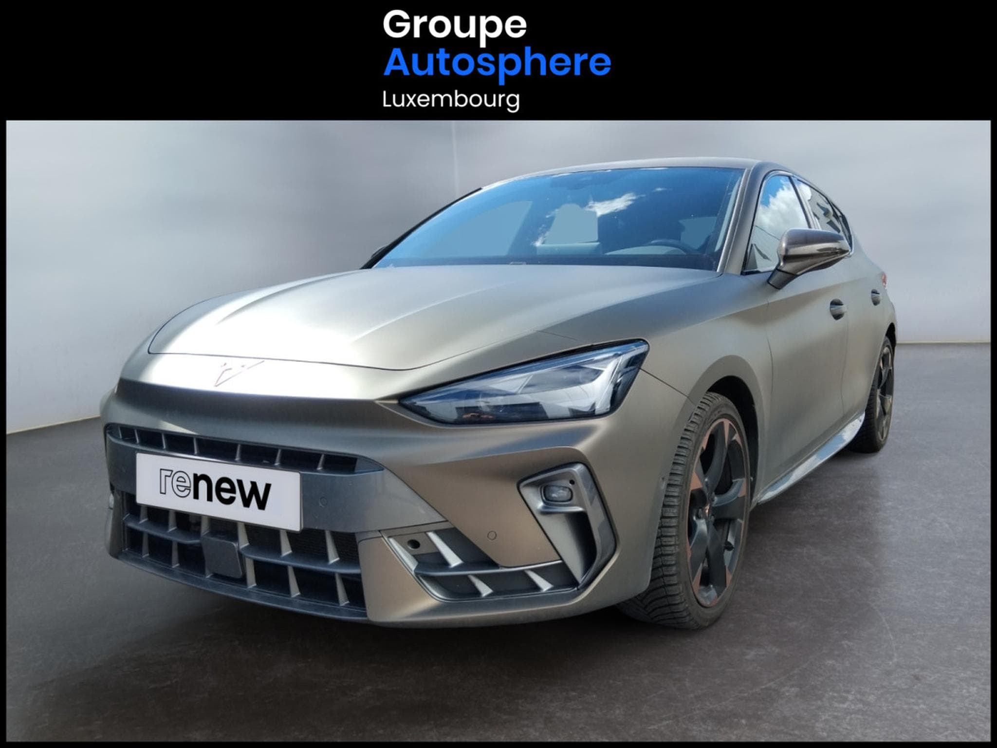 Cupra Leon 1.5 eTSI MHEV Business DSG (2025) - Photo 1