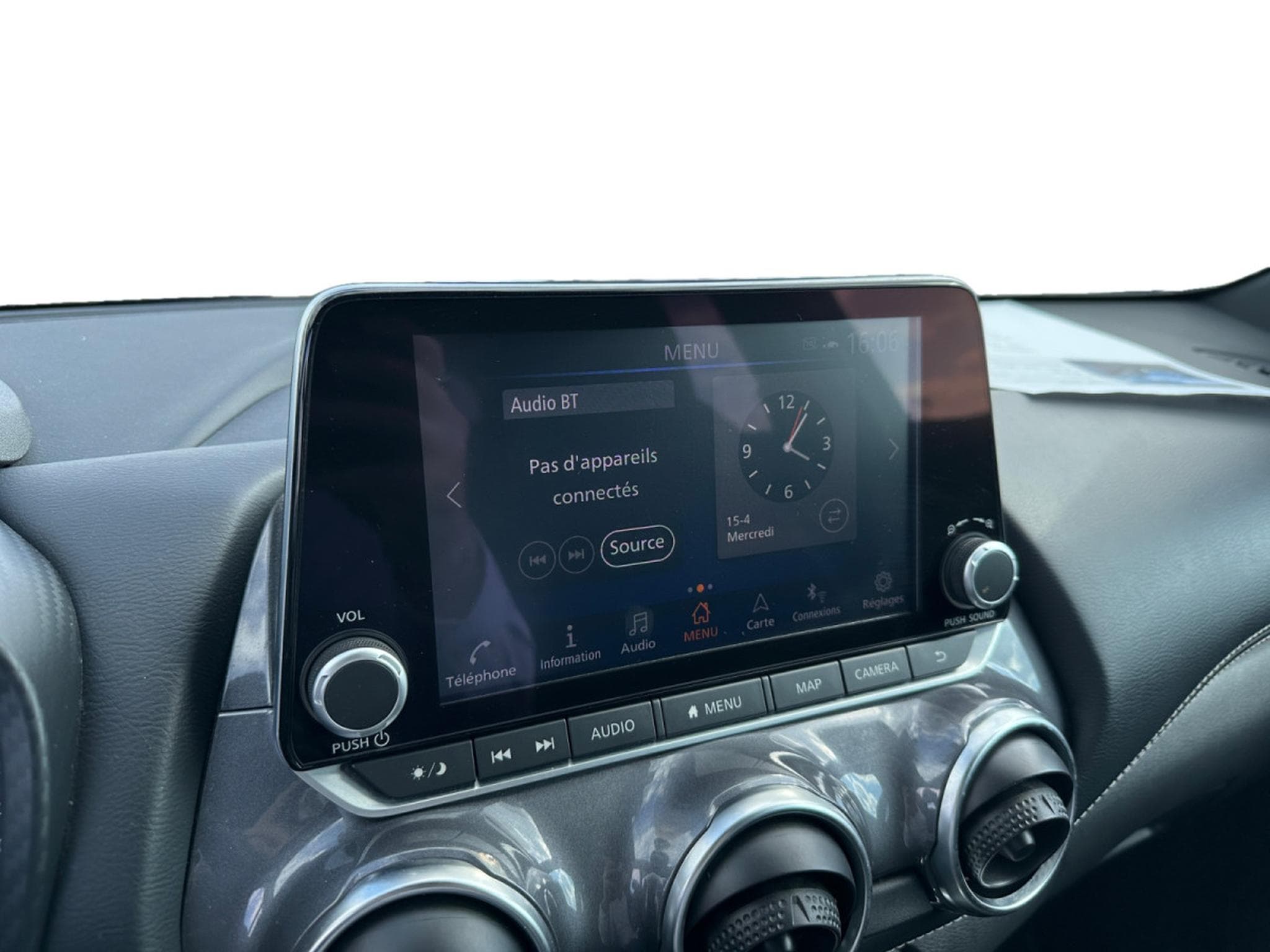 Nissan Juke 1.0 DIG-T N-DESIGN ENIGMA BLACK (2023) - Photo 11