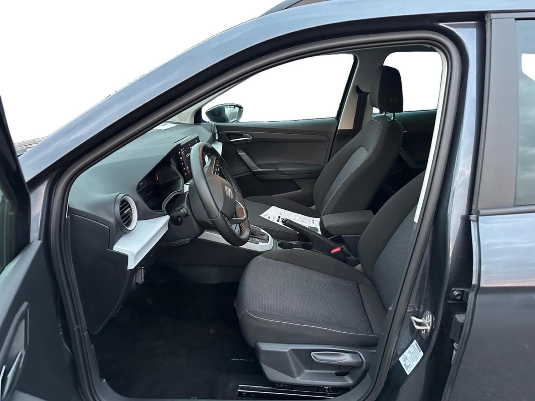 Seat Arona 1.0 TSI MOVE! DSG (2023) - Photo 6