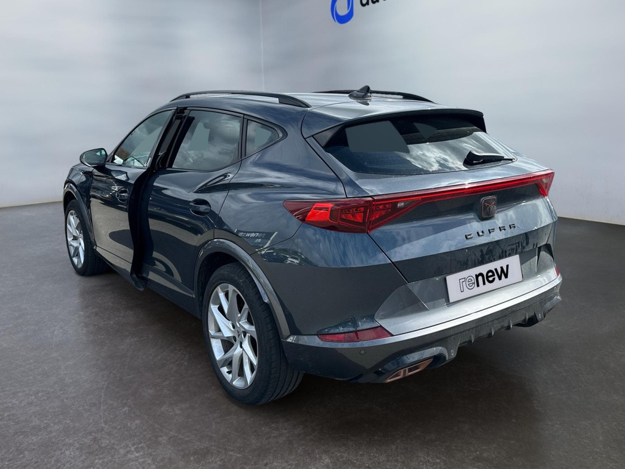 Cupra Formentor 1.4 e-Hybrid PHEV DSG (2023) - Photo 4