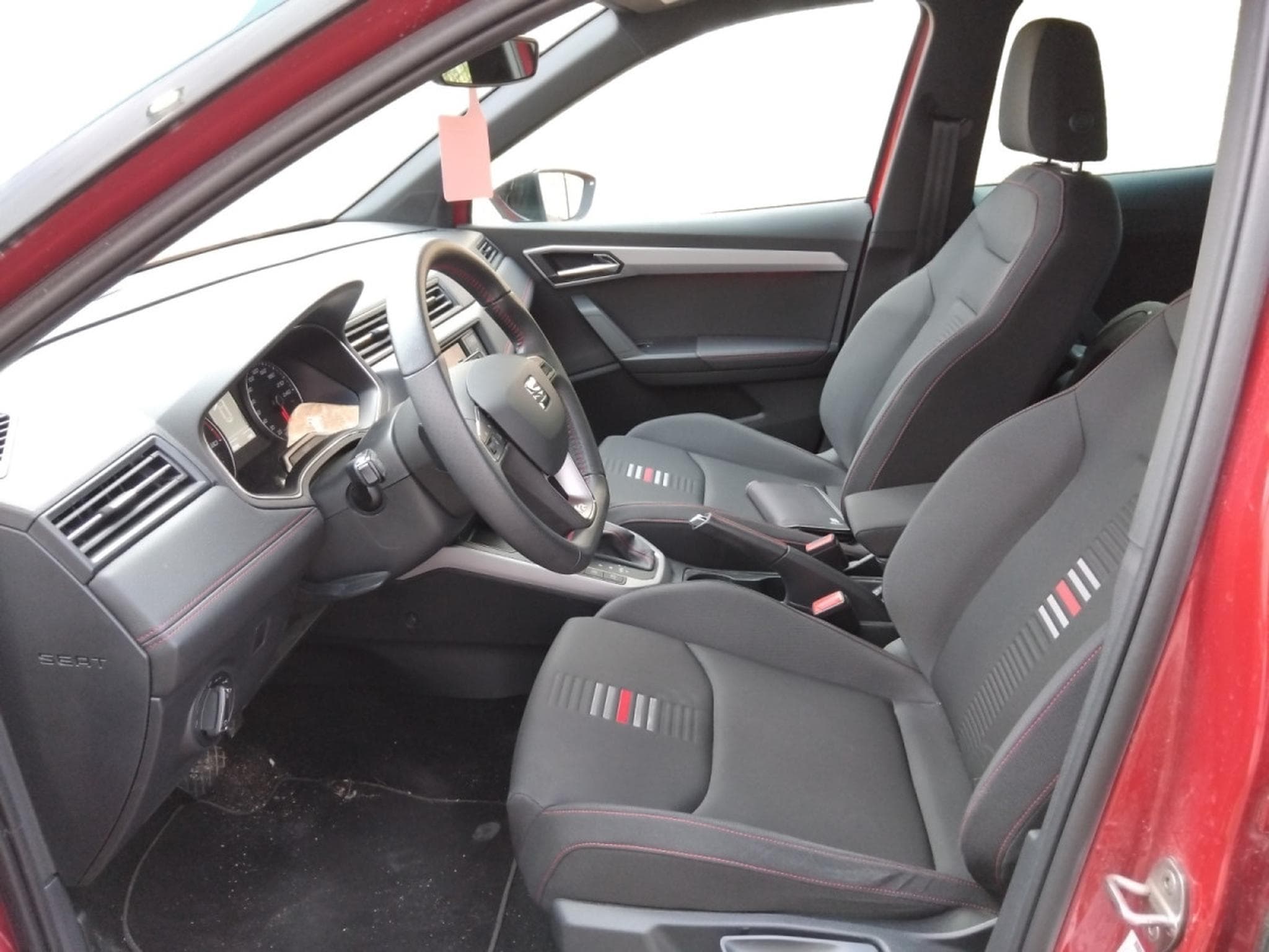 Seat Arona 1.0 TSI FR DSG (EU6.2) (2019) - Photo 6
