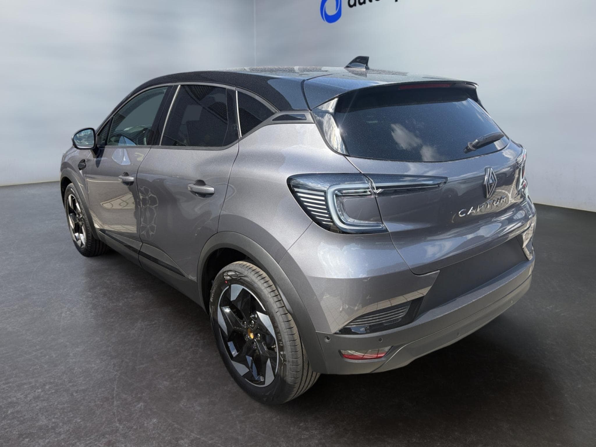 Renault Captur 1.33 TCe MHEV Techno GPF (2026) - Foto 3