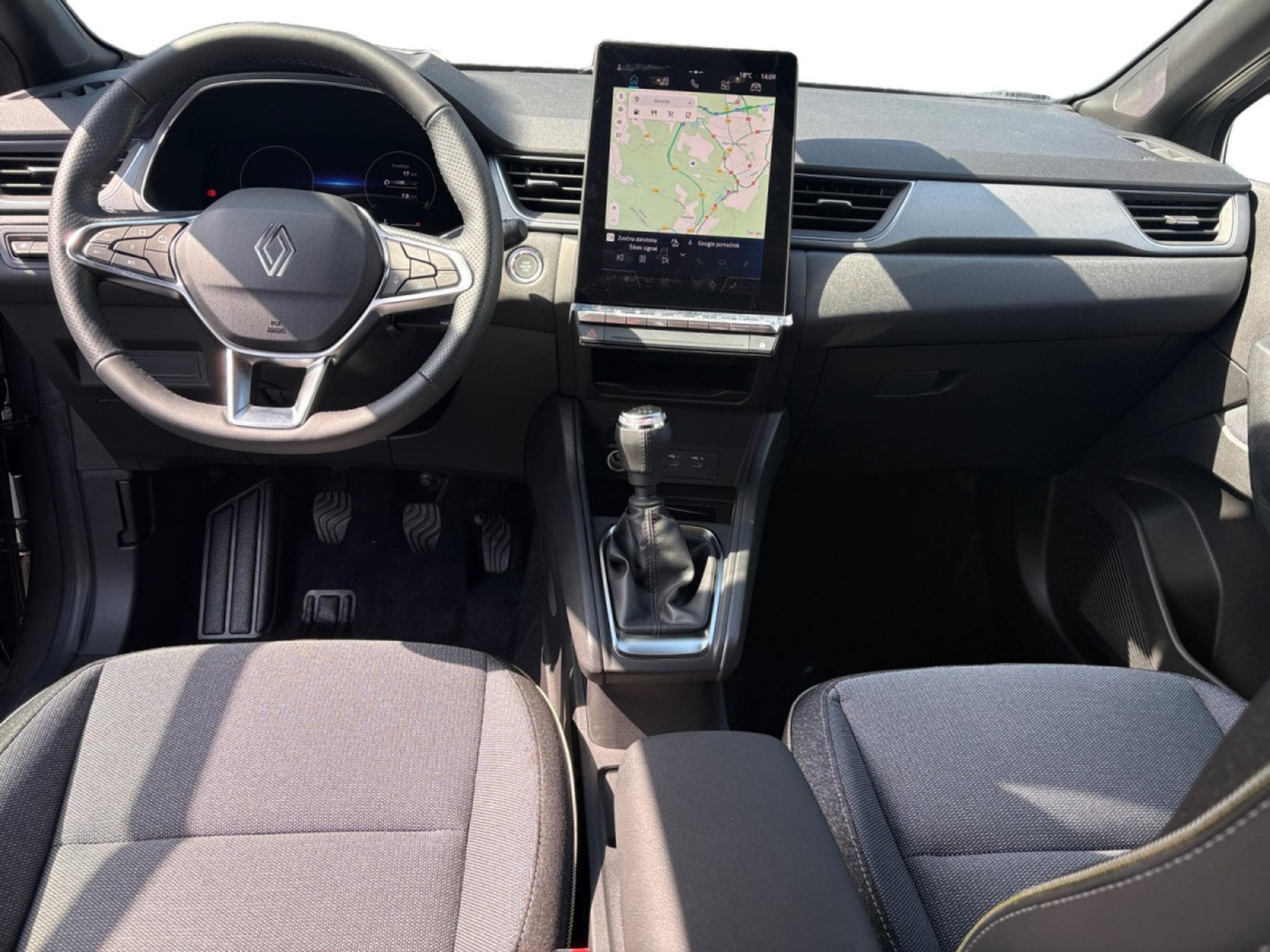 Renault Captur 1.33 TCe MHEV Techno GPF (2026) - Foto 6