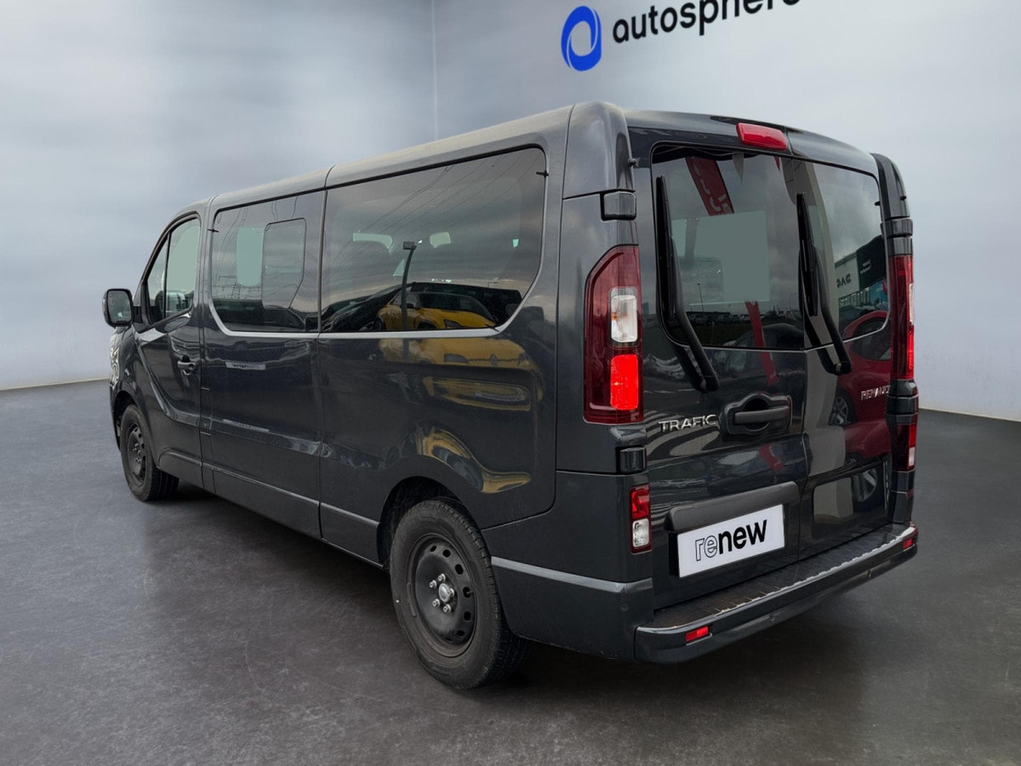Renault Trafic Grand passenger 2.0 Blue dCi EDC 150 Equilibre 8pl (2024) - Photo 4
