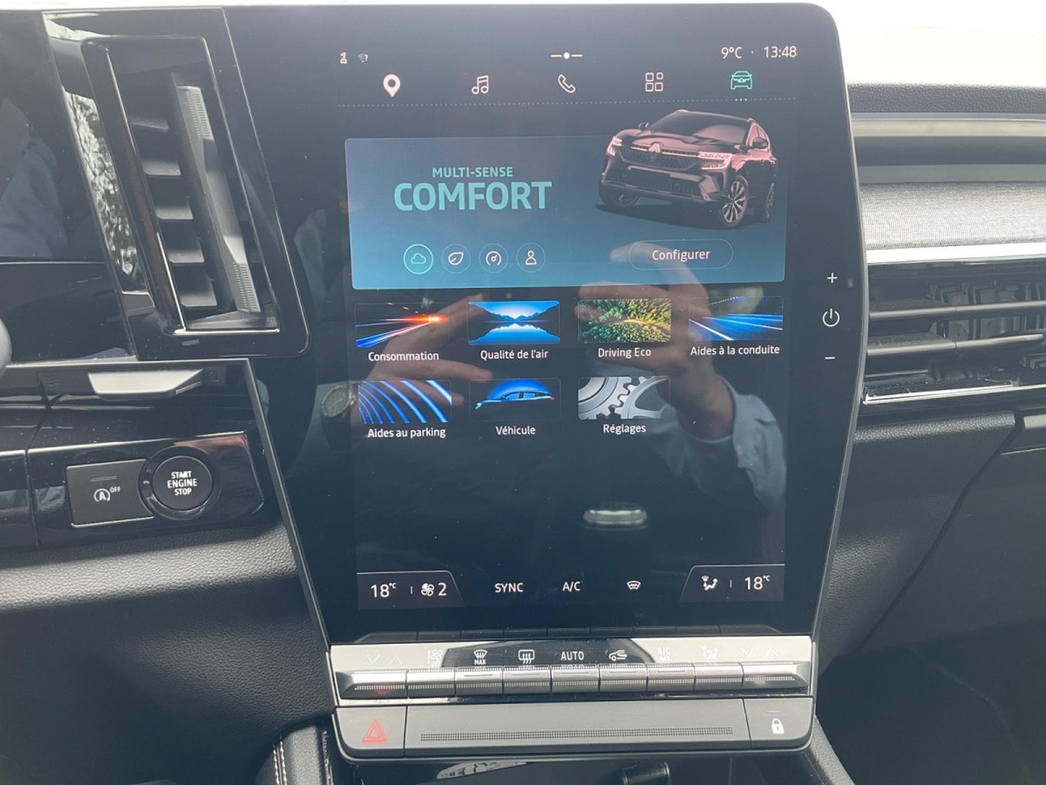 Renault Austral 1.2 TCe MHEV Techno (2023) - Photo 11