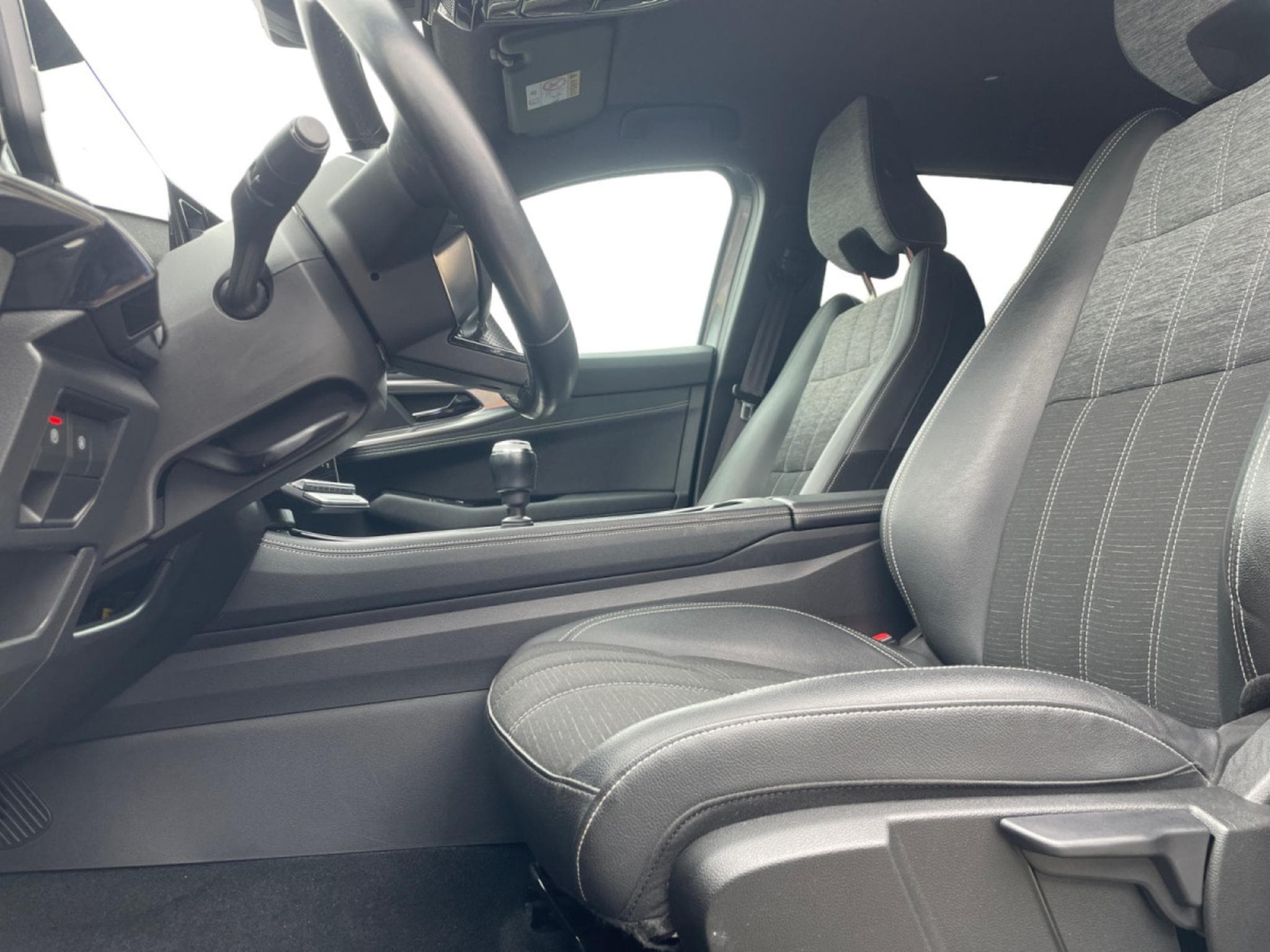 Renault Austral 1.2 TCe MHEV Techno (2023) - Photo 6
