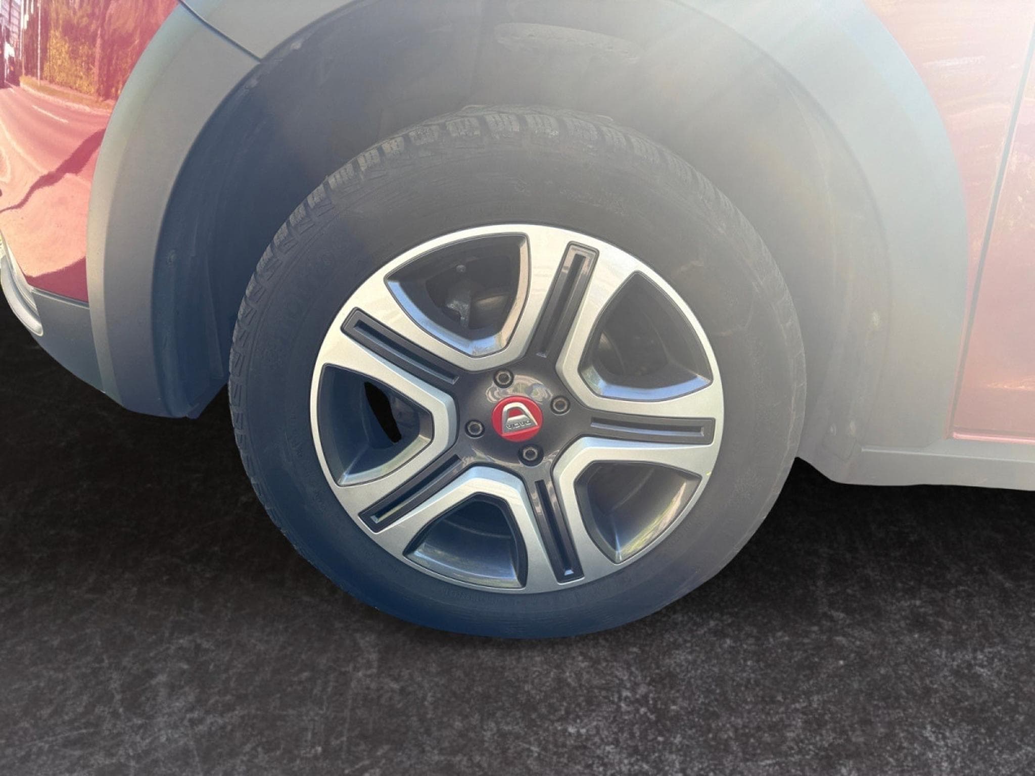 Dacia Sandero 0.9 TCe Stepway Techroad (2019) - Photo 6