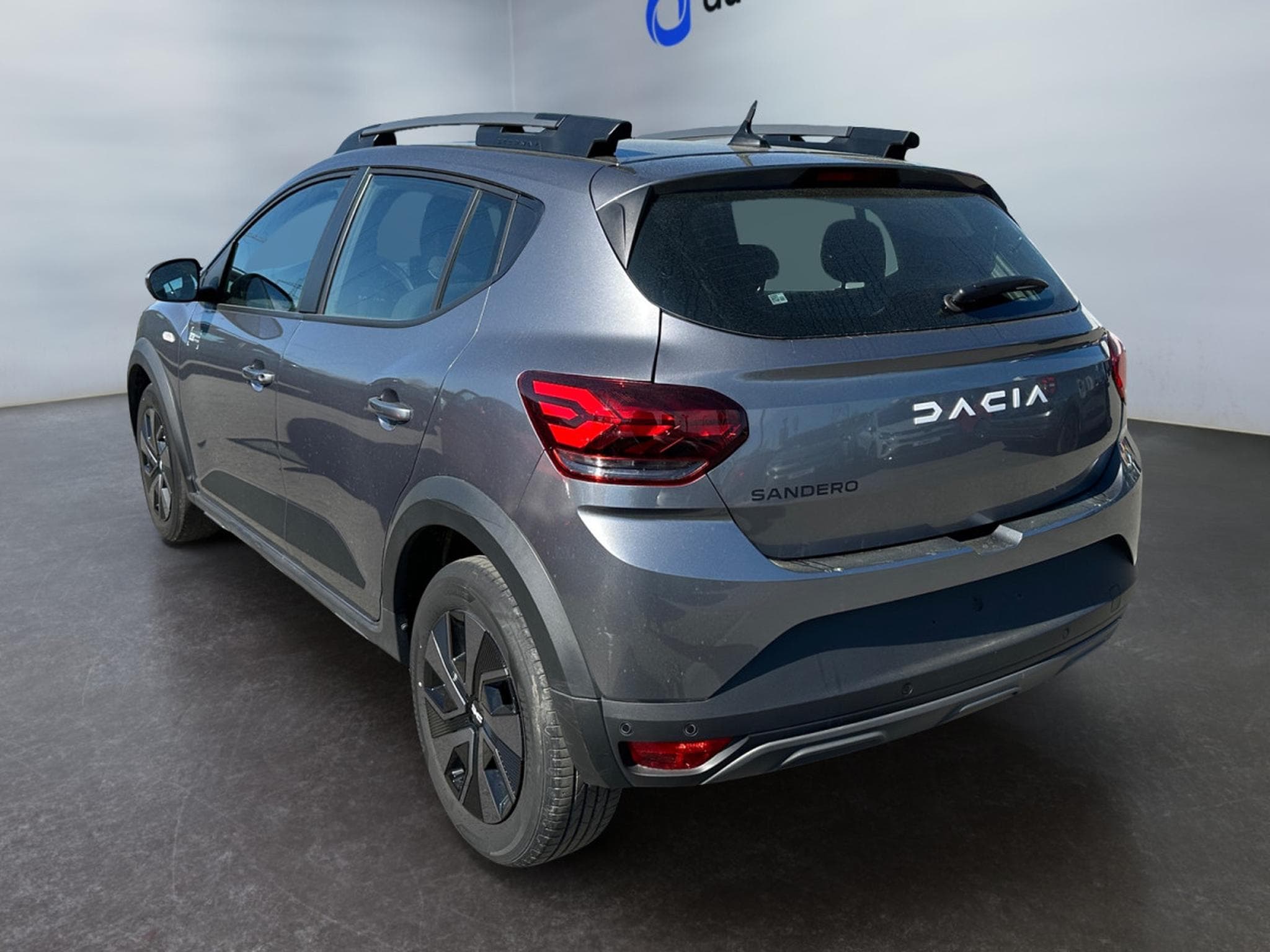 Dacia Sandero 1.0 Stepway Expression TCe 90 (2024) - Photo 4