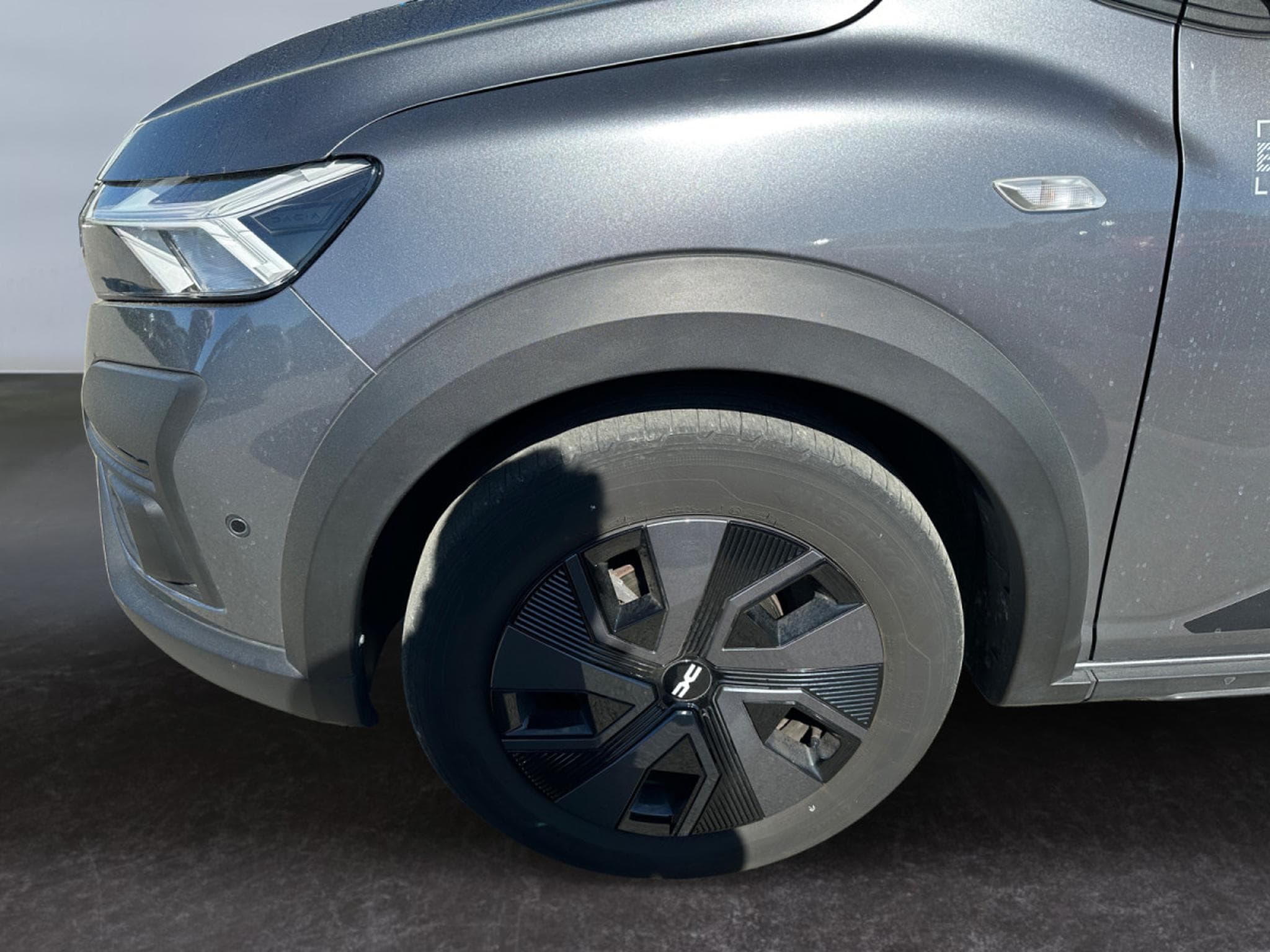 Dacia Sandero 1.0 Stepway Expression TCe 90 (2024) - Photo 6