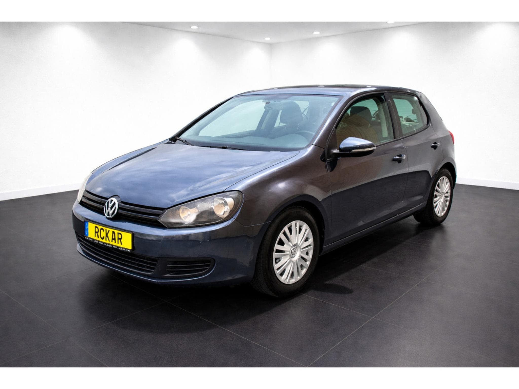 VW Golf 1.6 Tdi 105 comfortline BlueMotion (2010) - Photo 1
