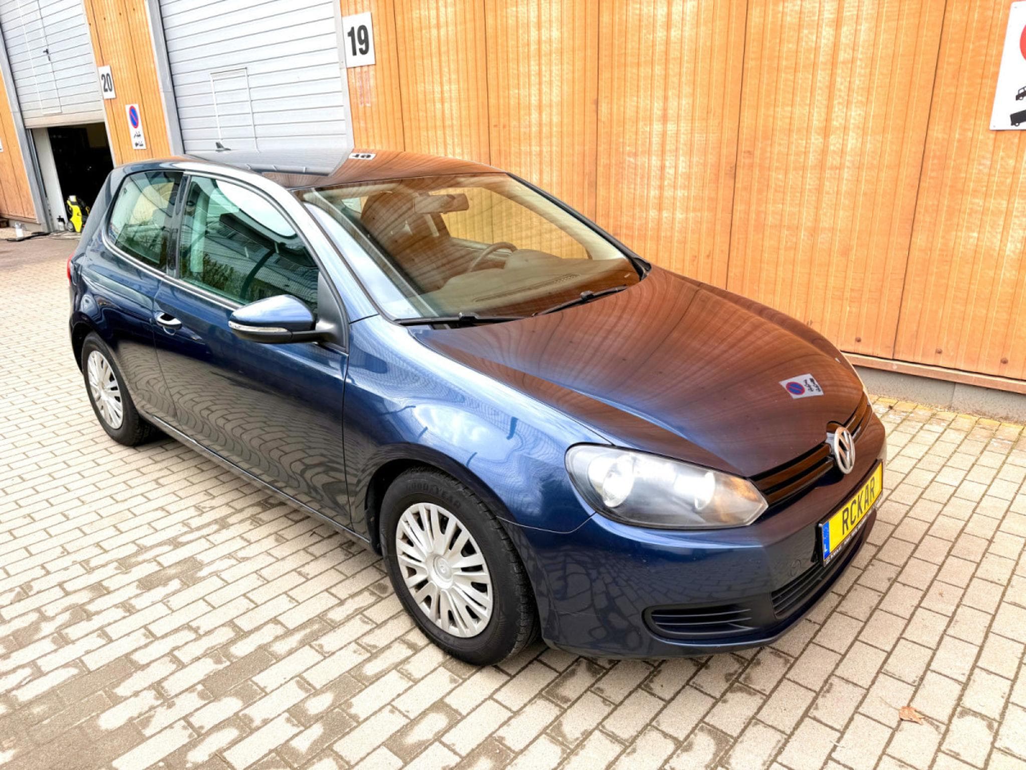 VW Golf 1.6 Tdi 105 comfortline BlueMotion (2010) - Photo 3