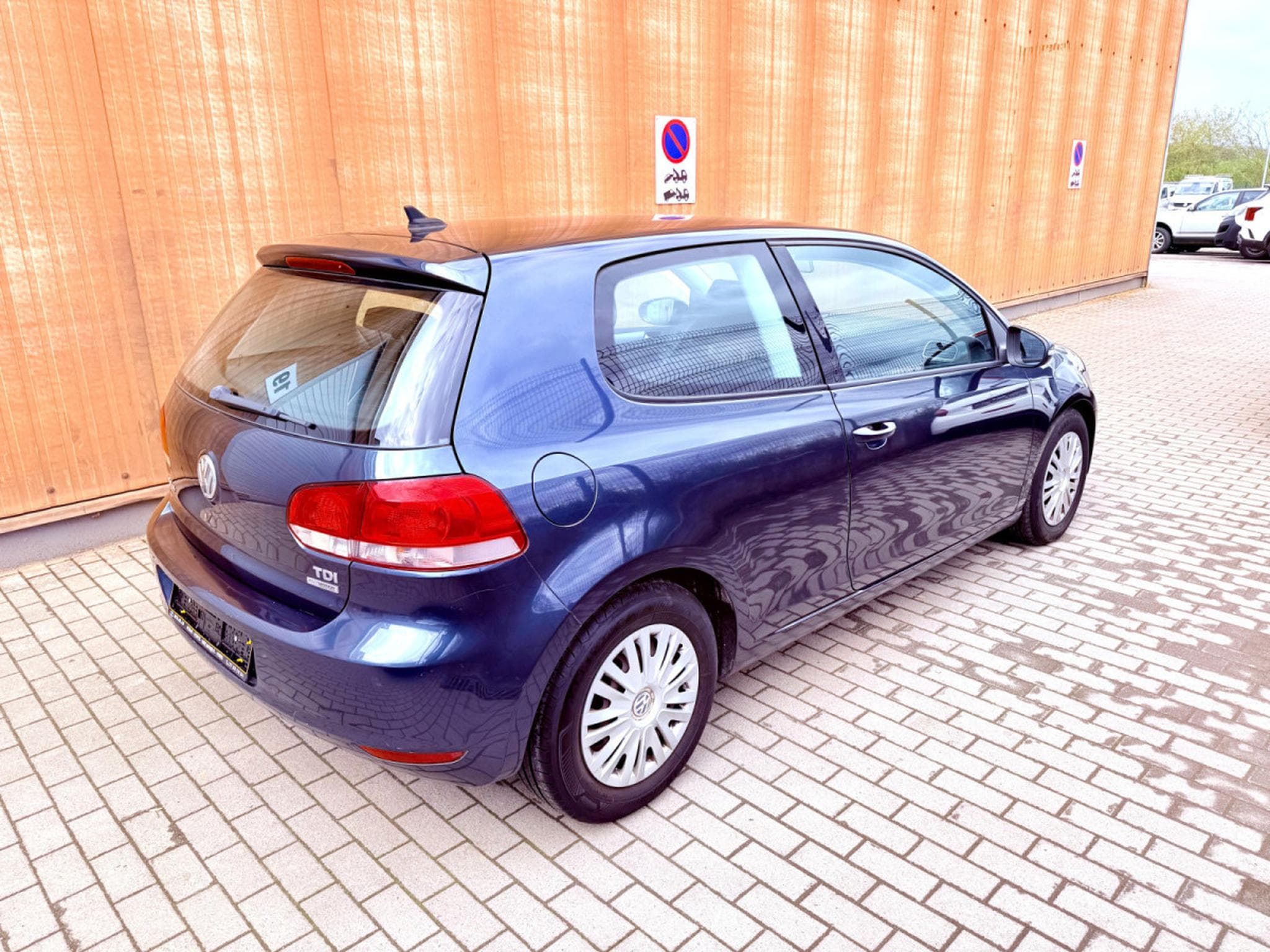 VW Golf 1.6 Tdi 105 comfortline BlueMotion (2010) - Photo 5