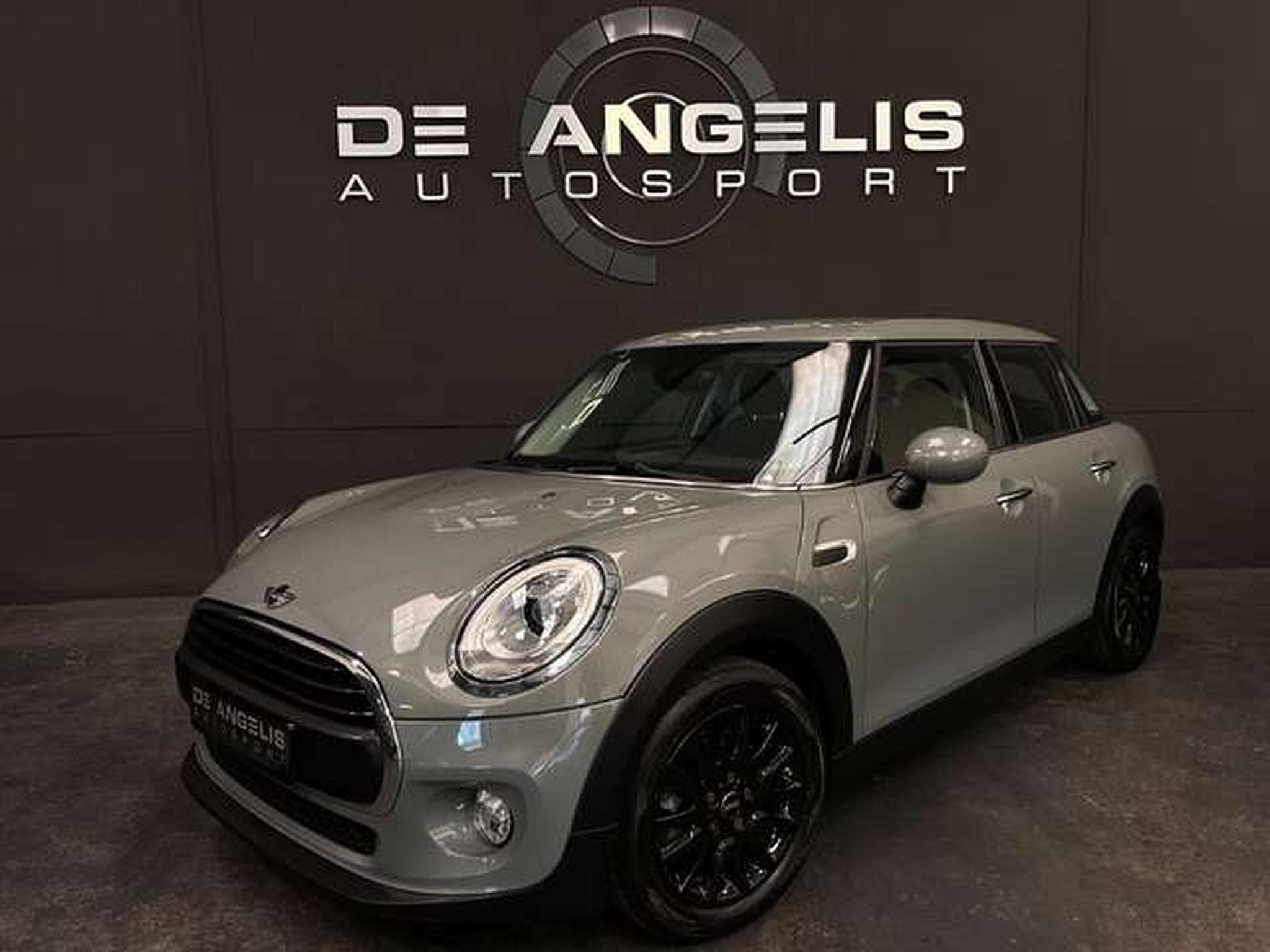 MINI Cooper ONE D 1.5 95 5P (2017) - Photo 1