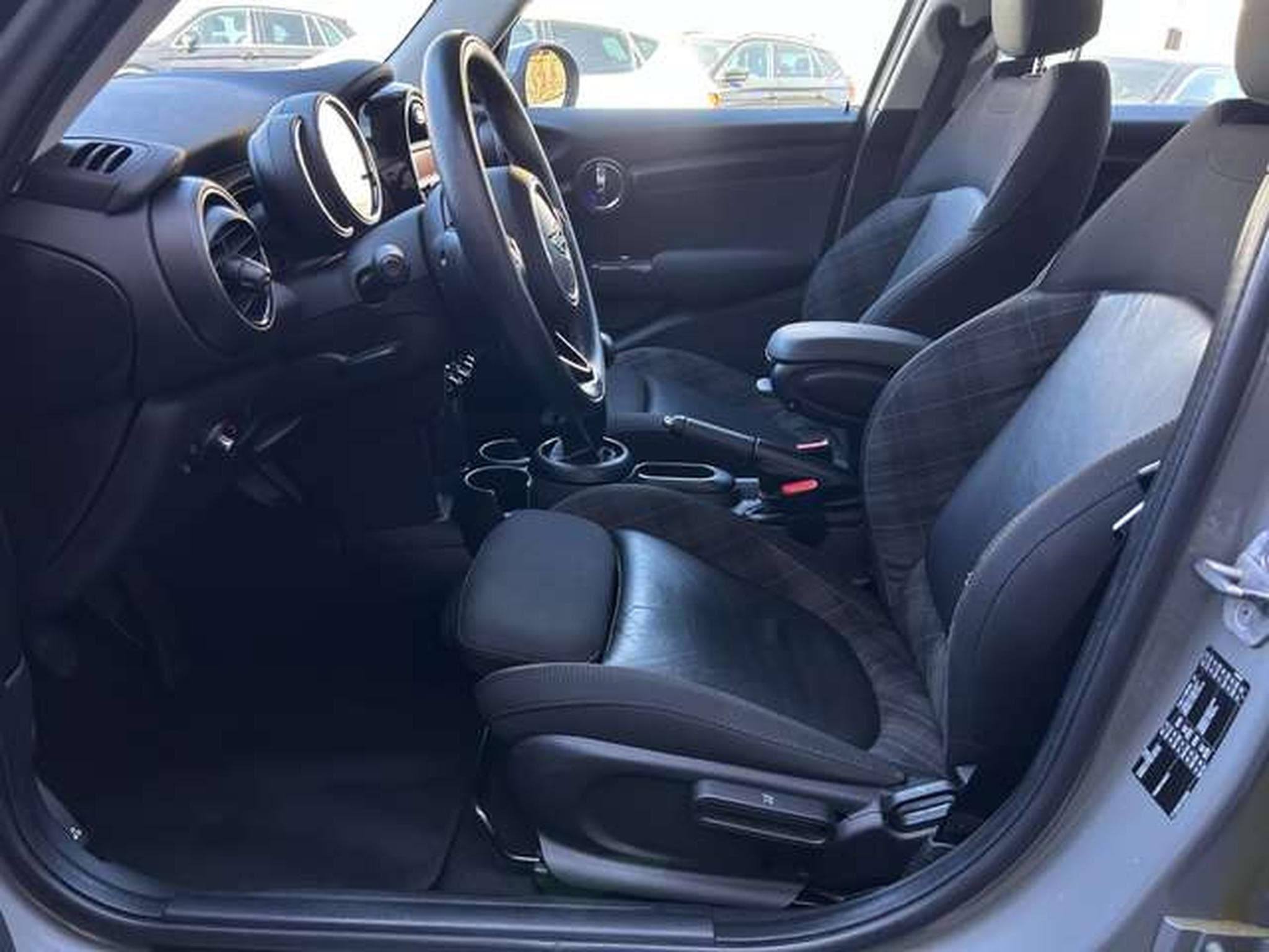 MINI Cooper ONE D 1.5 95 5P (2017) - Photo 13