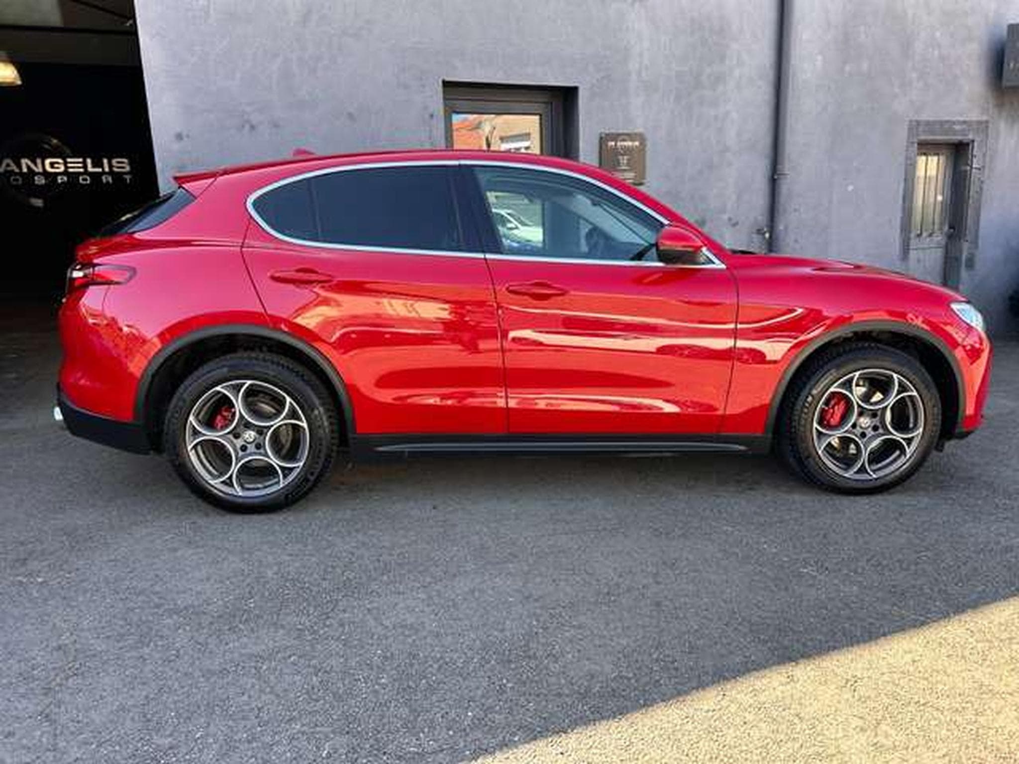 Alfa-Romeo Stelvio 2.2 DIESEL 210 AT8 Q4 SUPER (2017) - Photo 10