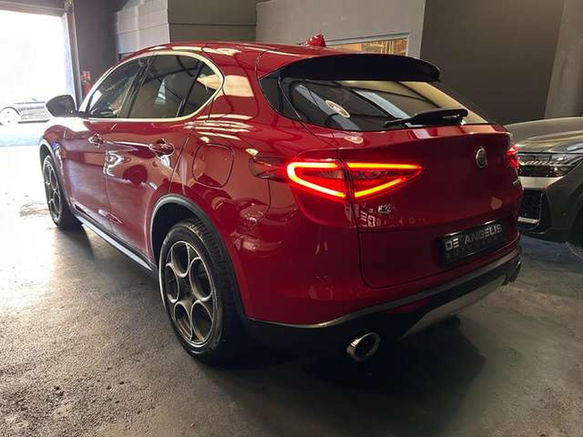 Alfa-Romeo Stelvio 2.2 DIESEL 210 AT8 Q4 SUPER (2017) - Photo 6