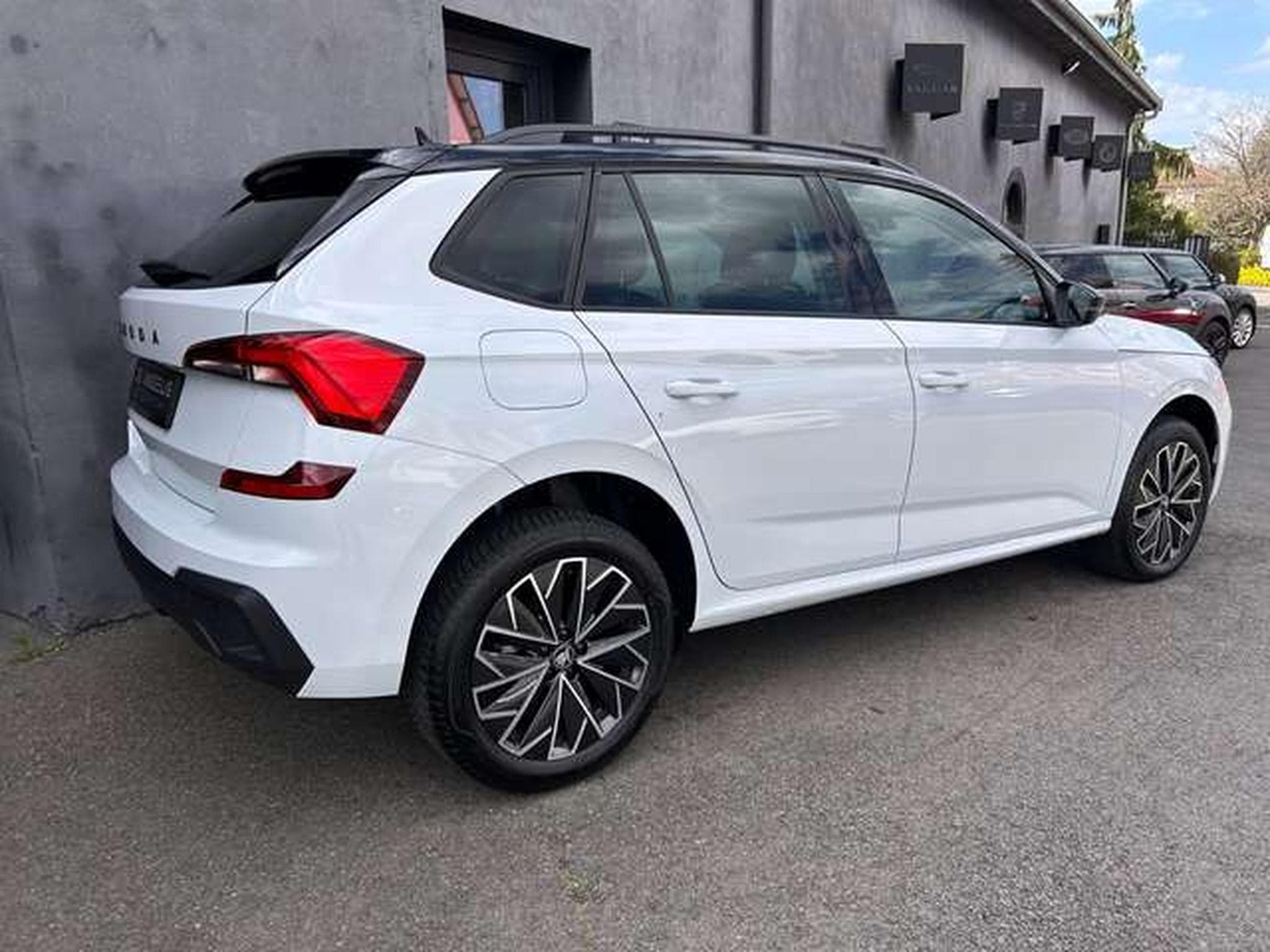 Skoda Kamiq 1.5 TSI 150 ACT EDITION (2025) - Photo 11