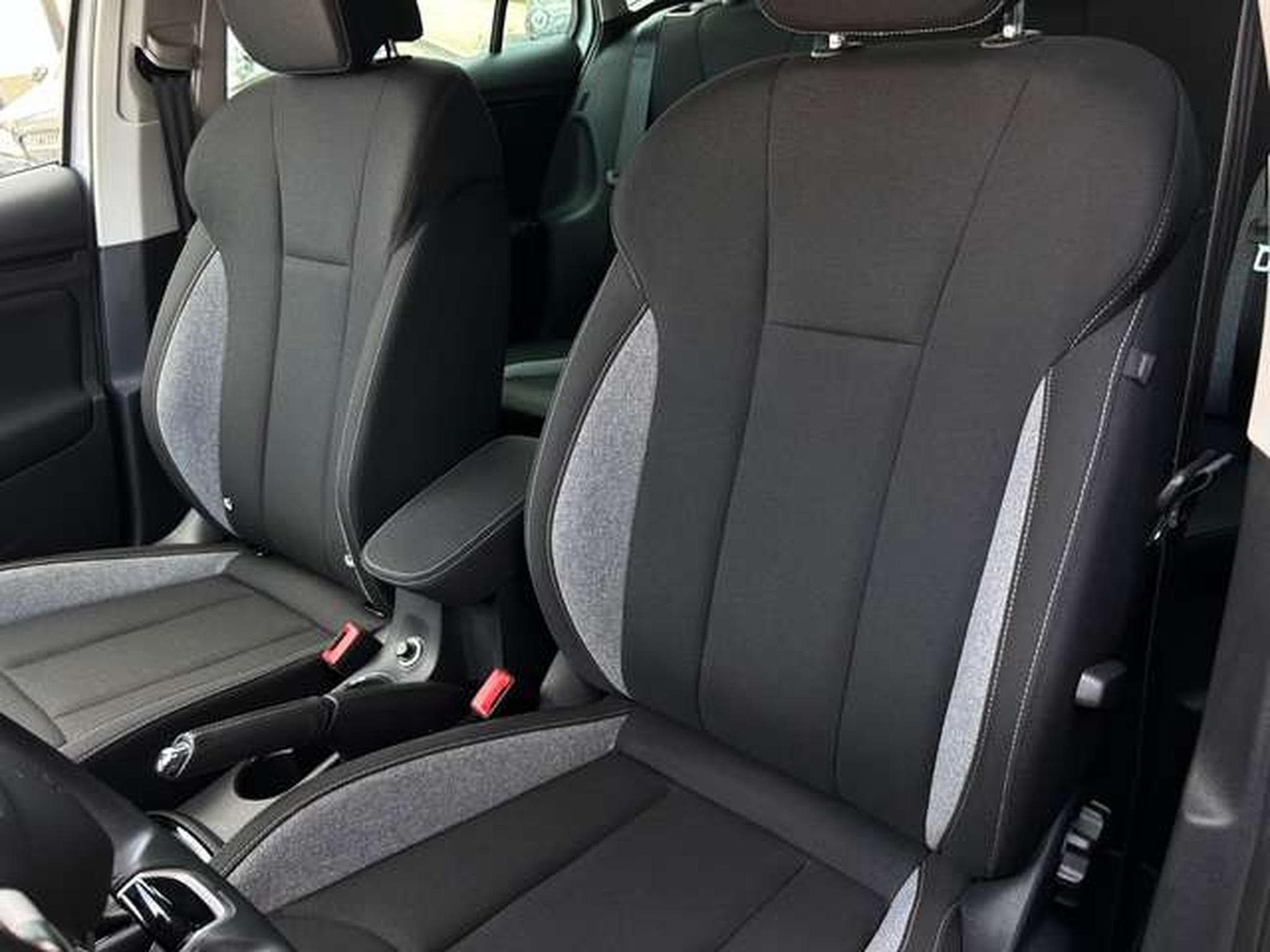 Skoda Kamiq 1.5 TSI 150 ACT EDITION (2025) - Photo 14