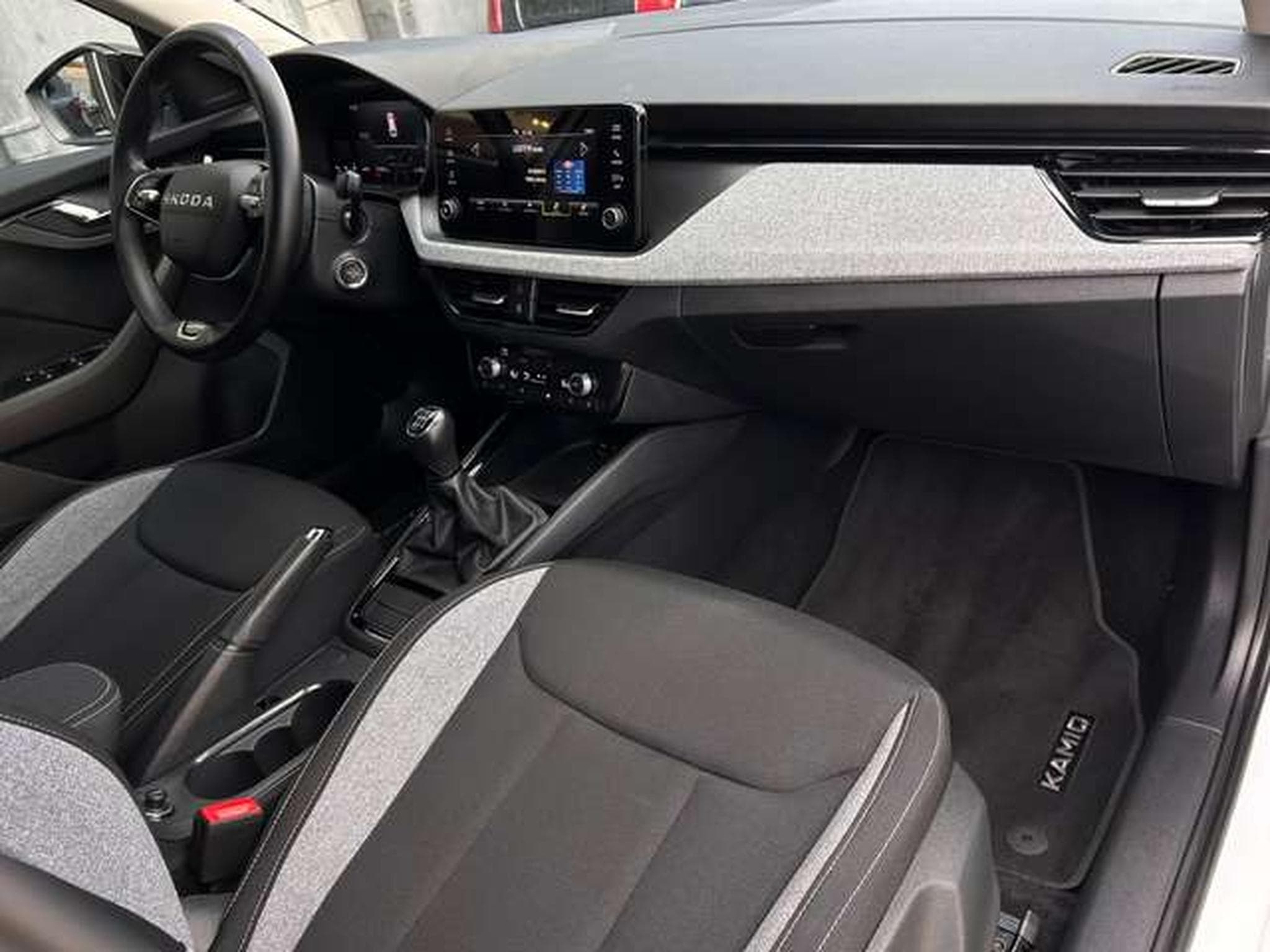 Skoda Kamiq 1.5 TSI 150 ACT EDITION (2025) - Photo 15