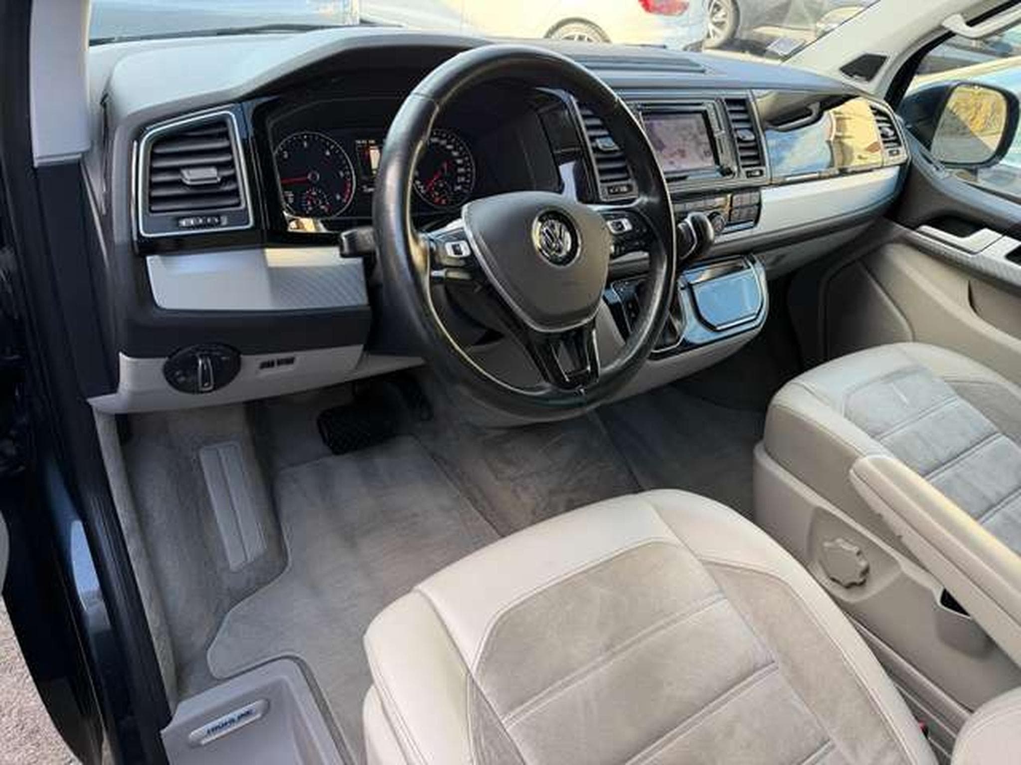 VW LT 2.0 TDI 204 4MOTION HIGHLINE (2015) - Photo 12