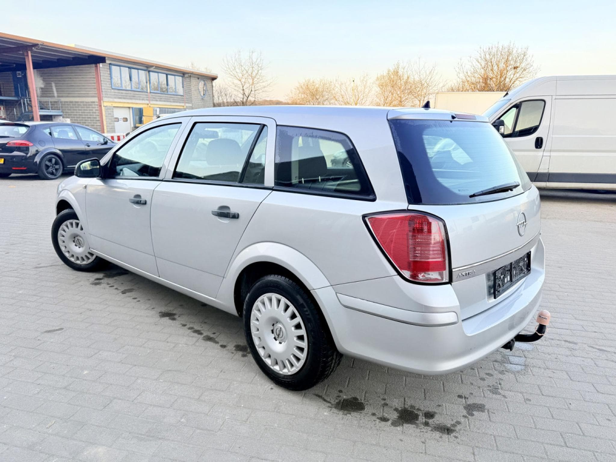 Opel Astra 1.3 Cdti 90 Caravan (2010) - Photo 3
