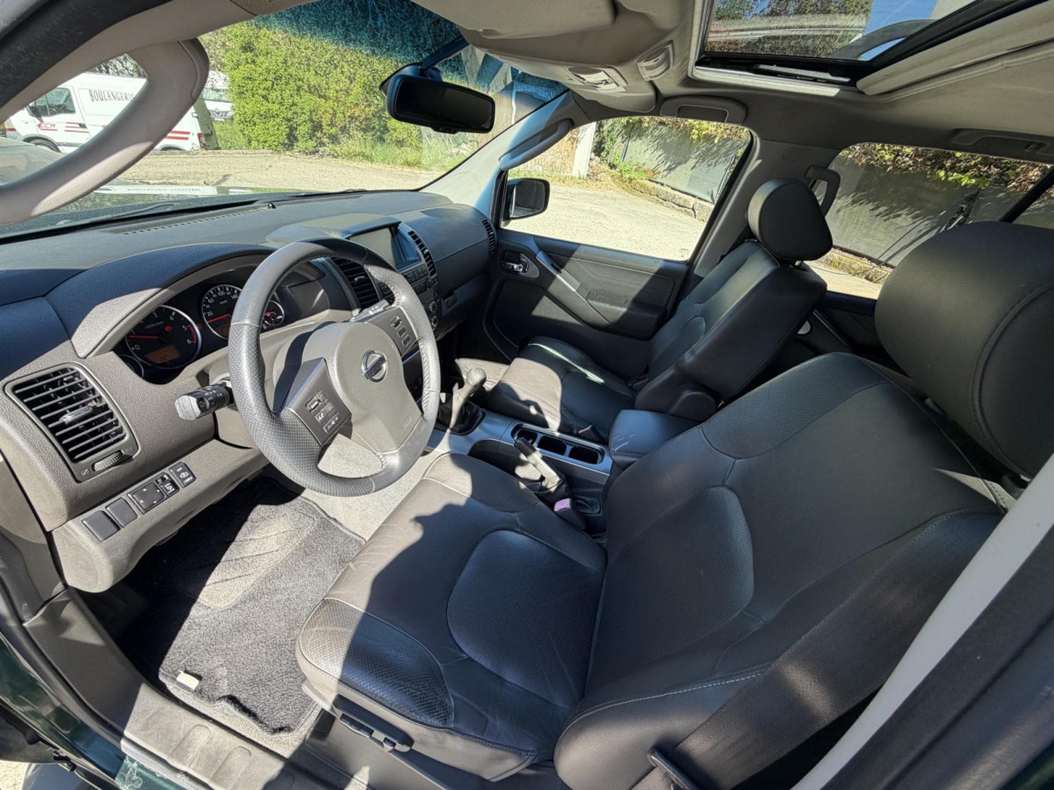 Nissan Pathfinder NISSAN PATHFINDER 2.5DCI 163CV ELEGANCE LE 7PL (2008) - Foto 5