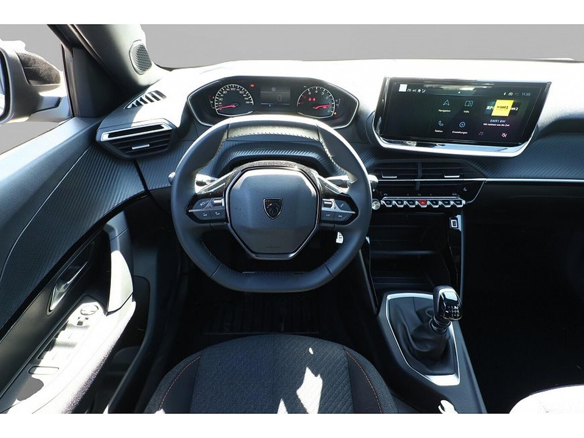 Peugeot 2008 (2025) - Photo 6