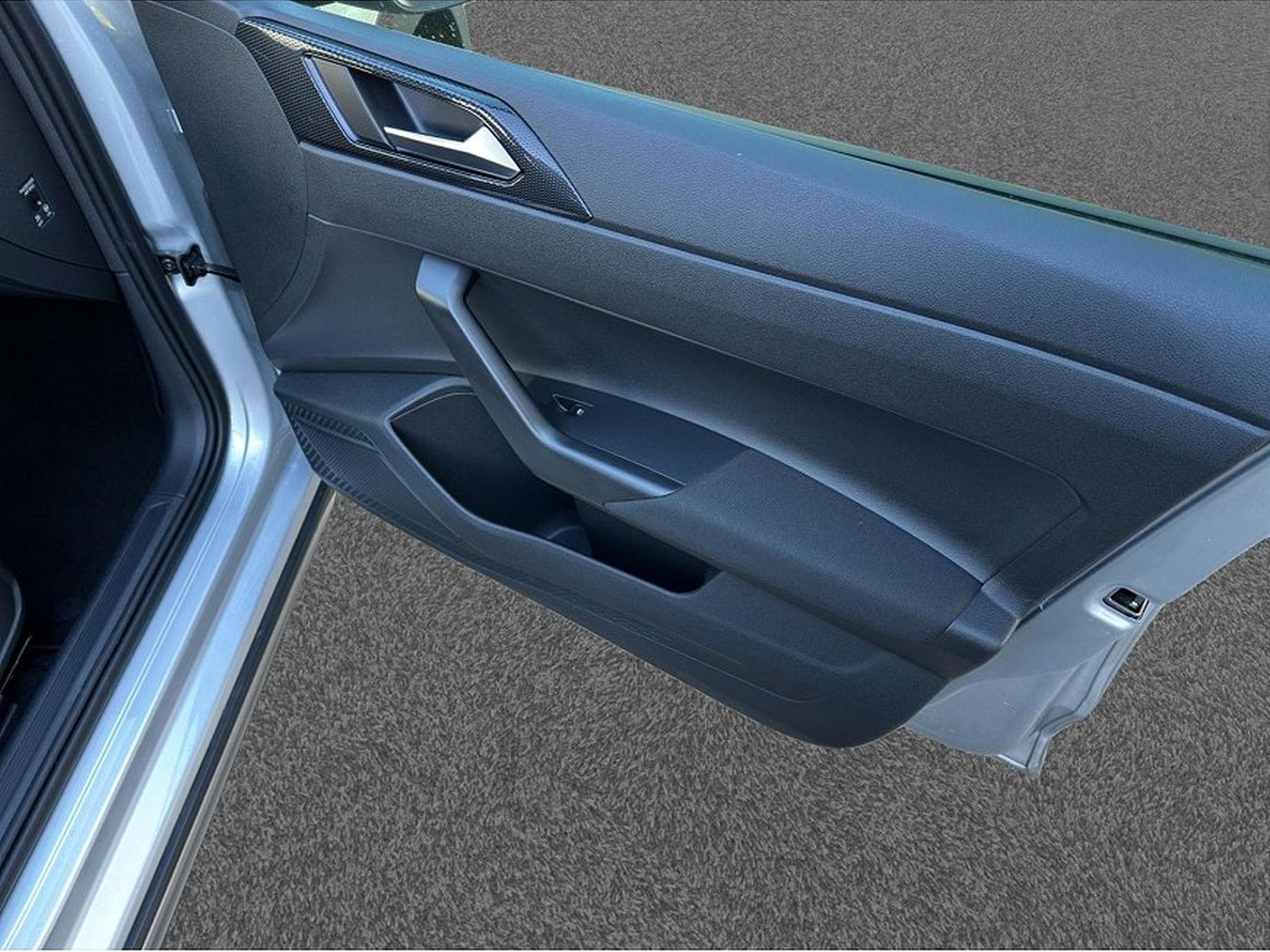 VW Taigo (2024) - Foto 25