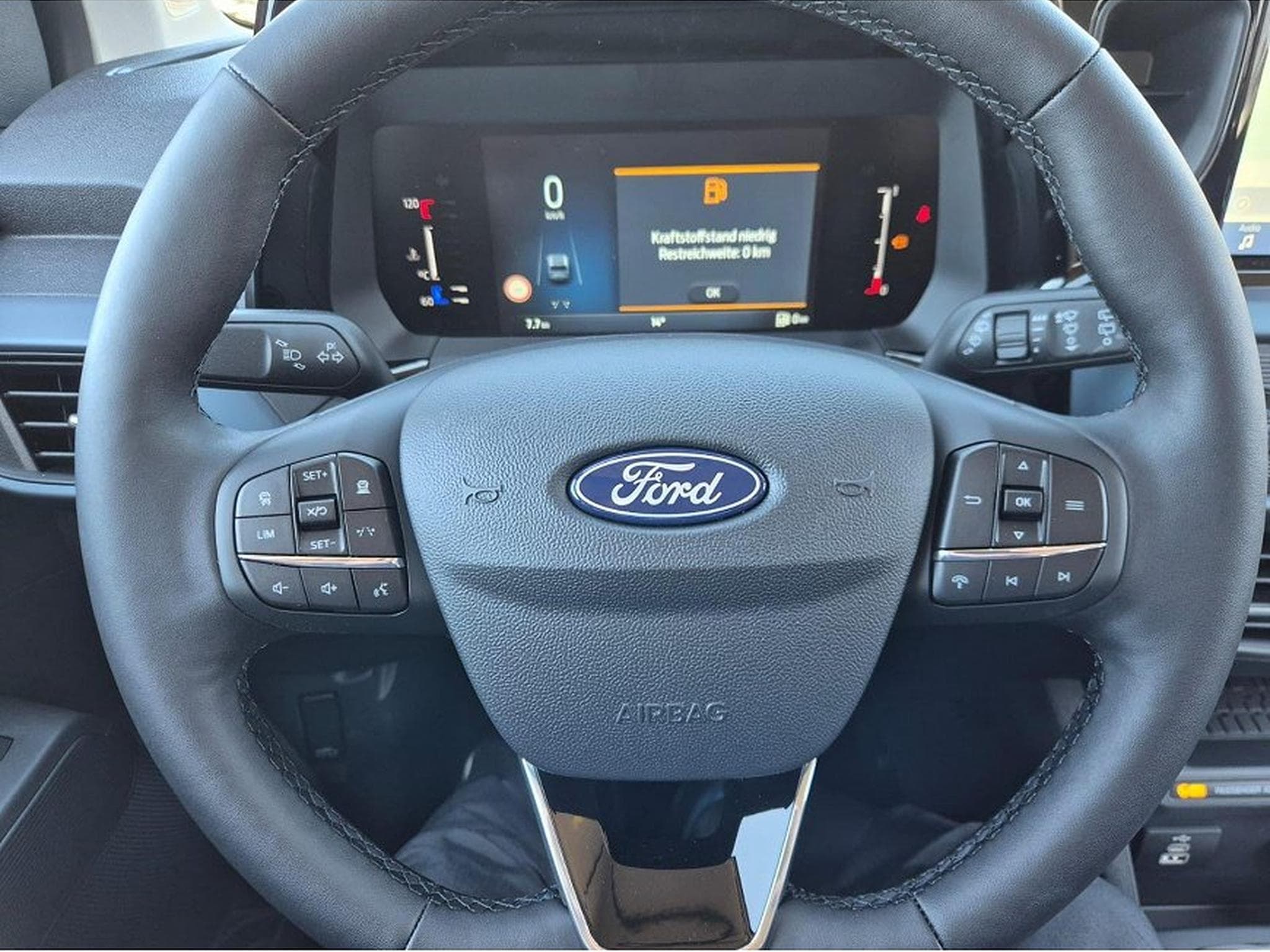 Ford Tourneo (2026) - Foto 16