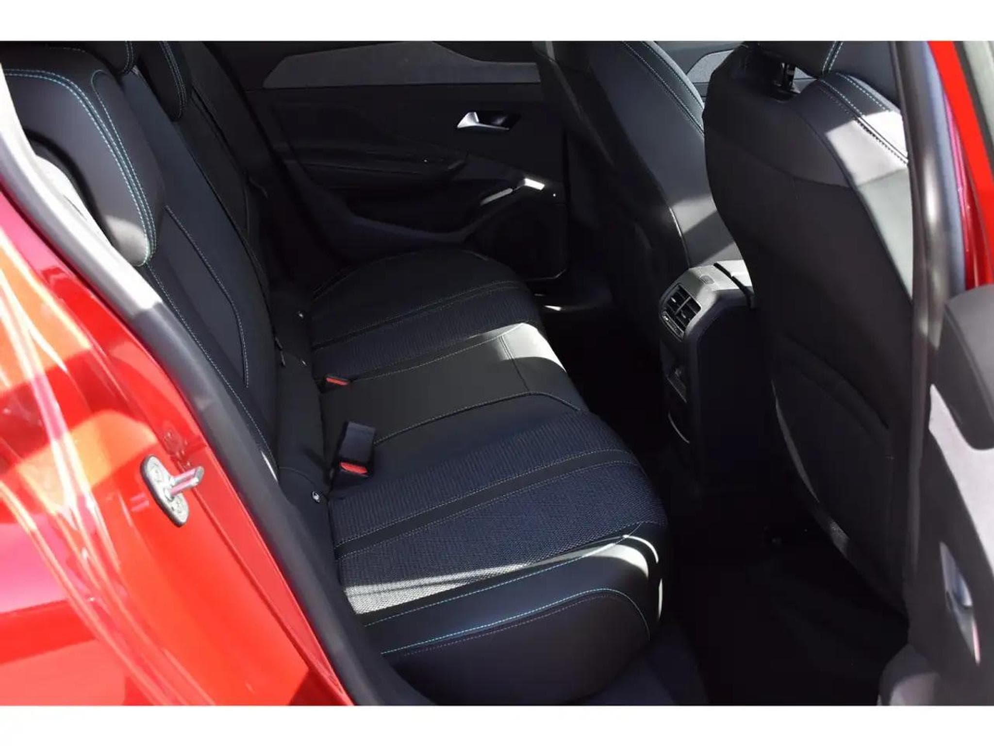 Peugeot 308 (2025) - Photo 8
