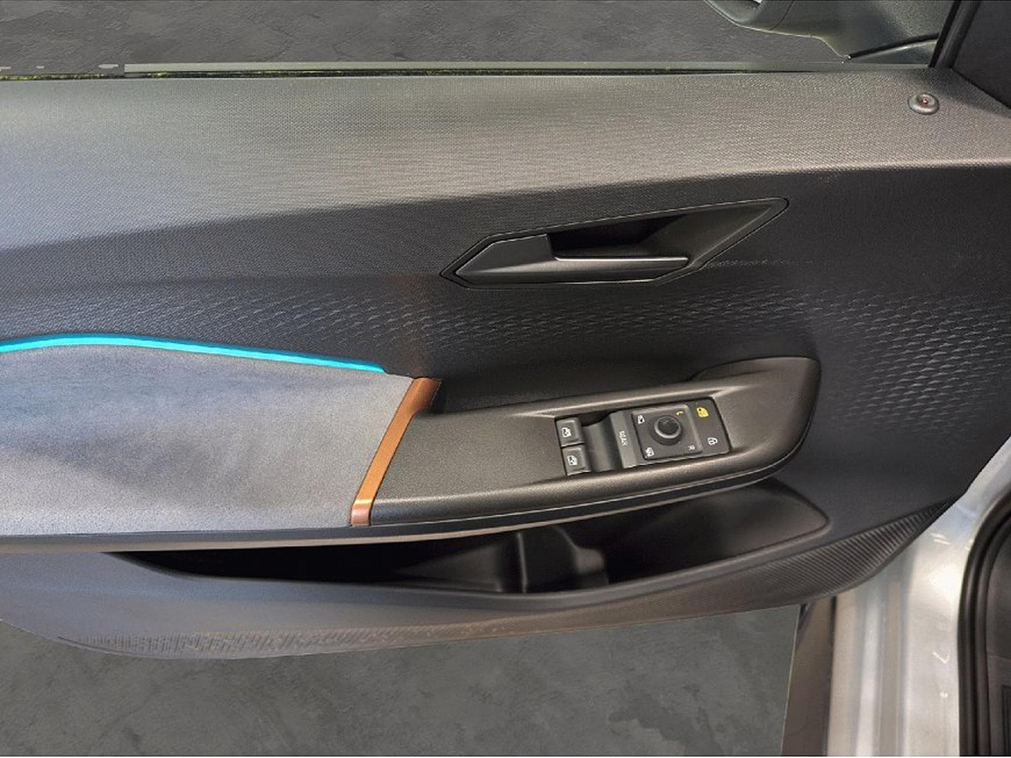 Cupra Born (2025) - Foto 10