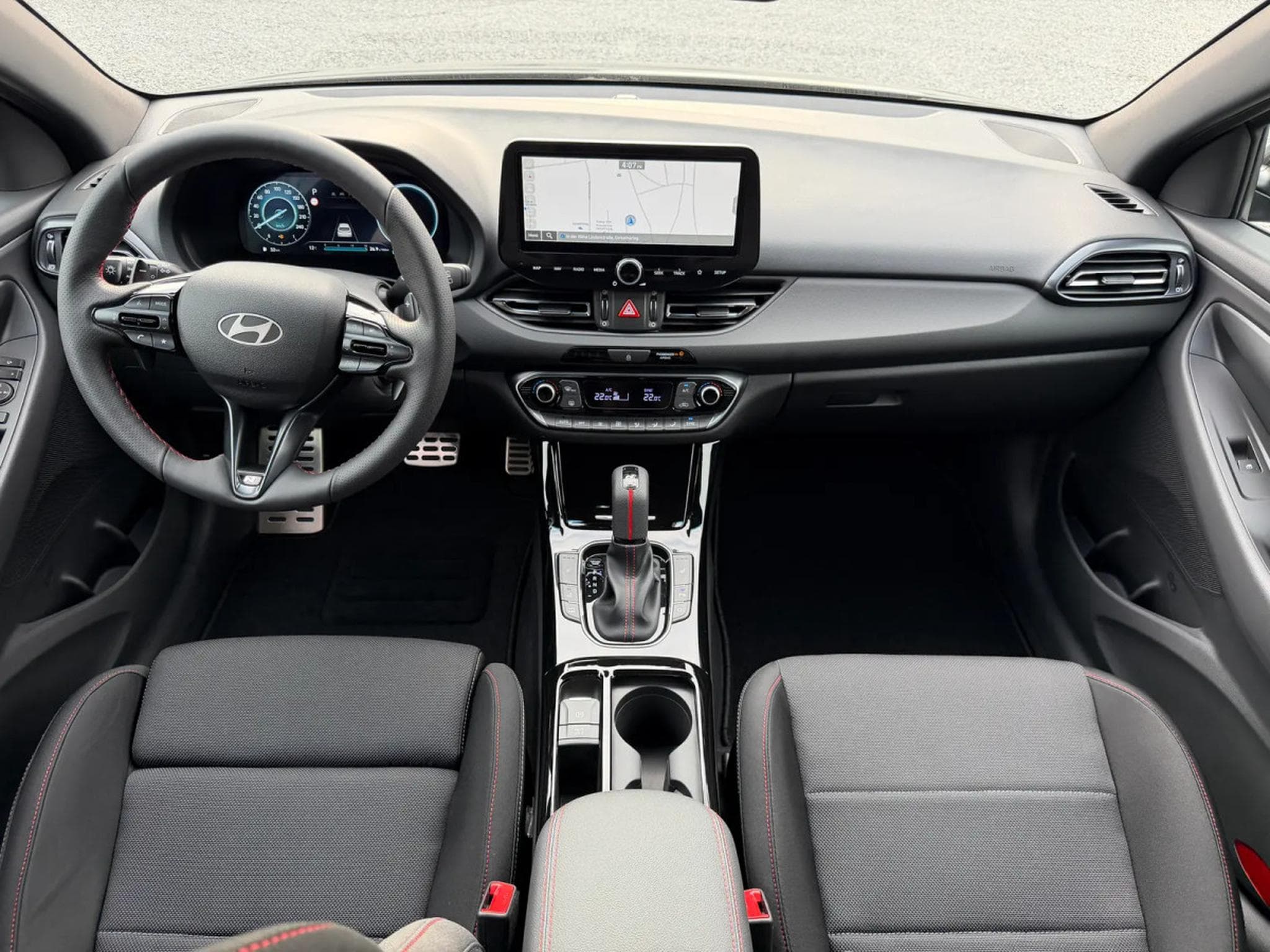Hyundai i30 1.5 T-GDI 150 DCT N-Line (2026) - Photo 10