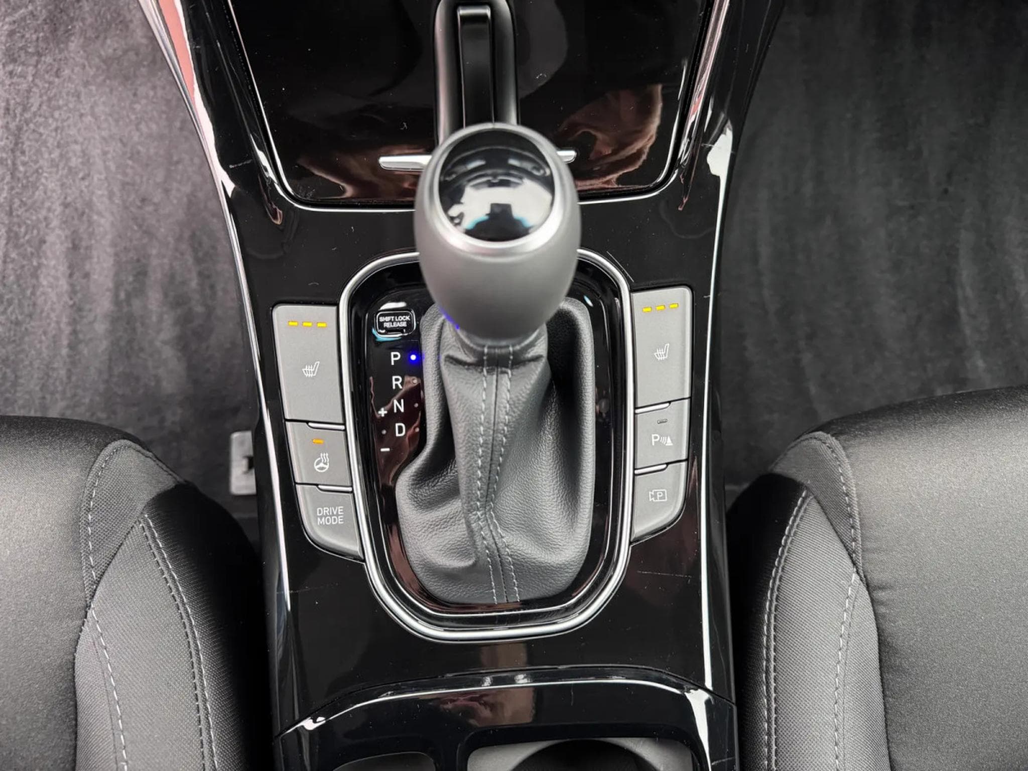 Hyundai i30 1.5 T-GDI 140 DCT Trend + (2025) - Photo 7