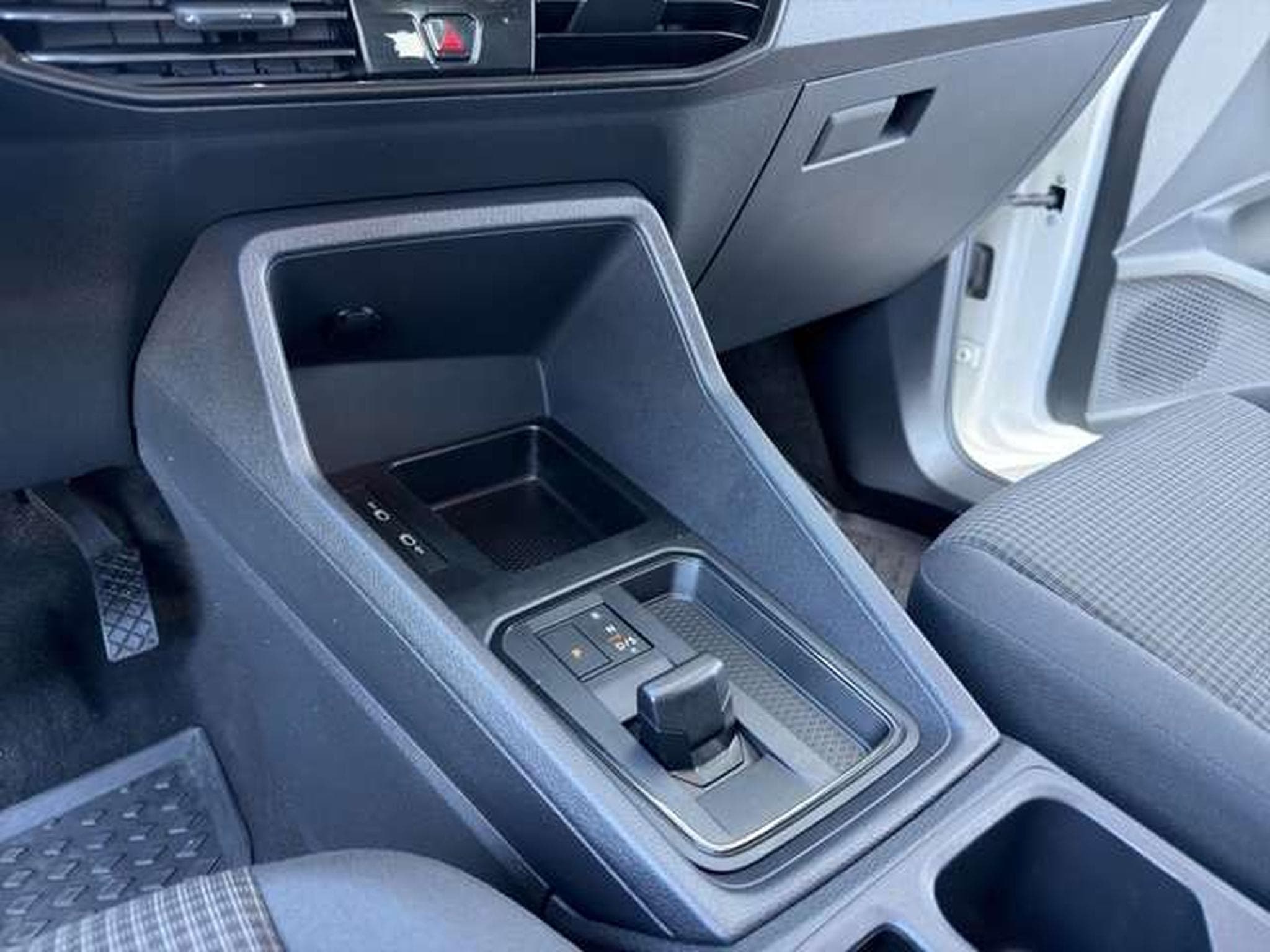 VW Autres Caddy Maxi 2.0 TDI DSG Kamera AHK 7-Sitzer App (2023) - Photo 13