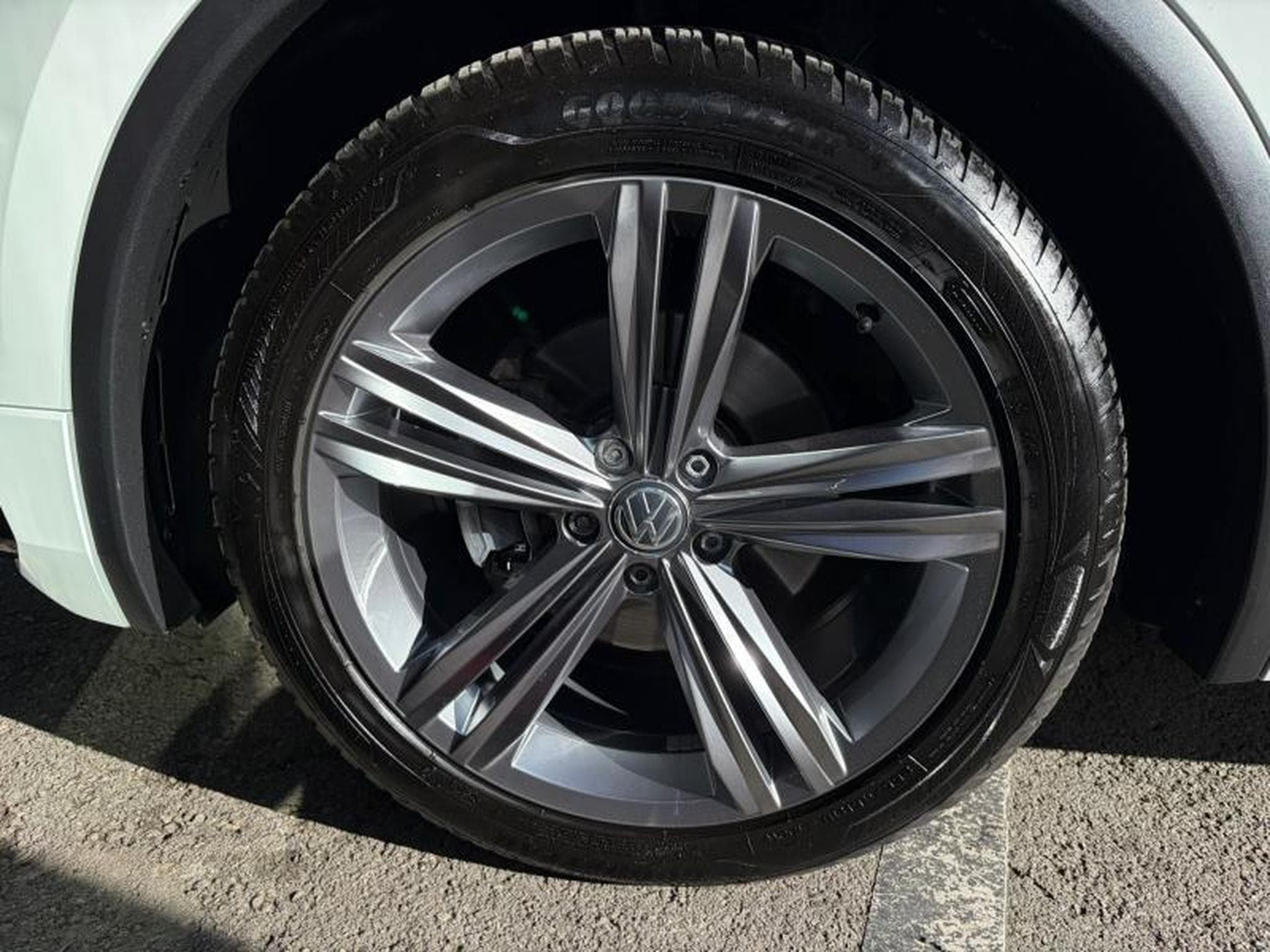 VW Tiguan III R-line (2020) - Photo 5