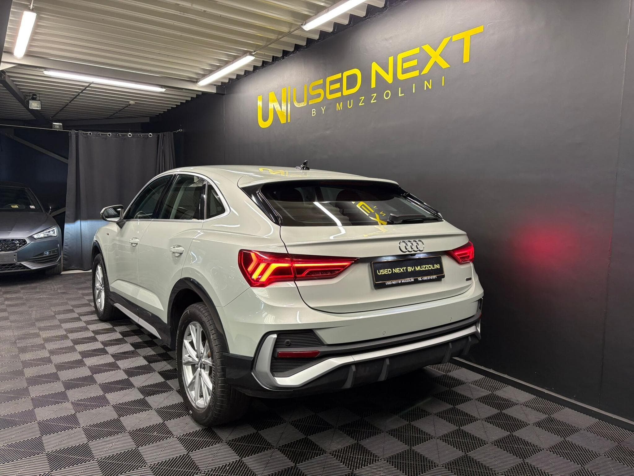 Audi Q3 Sportback 2.0 TDi 190 S line Quattro (2020) - Photo 6