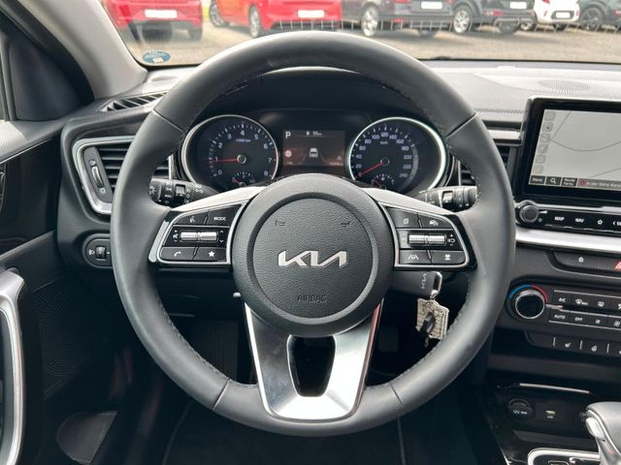 Kia Ceed Ceed SW 1,5T DCT Spirit Navi LED Kamera JBL  SHZ (2025) - Photo 13