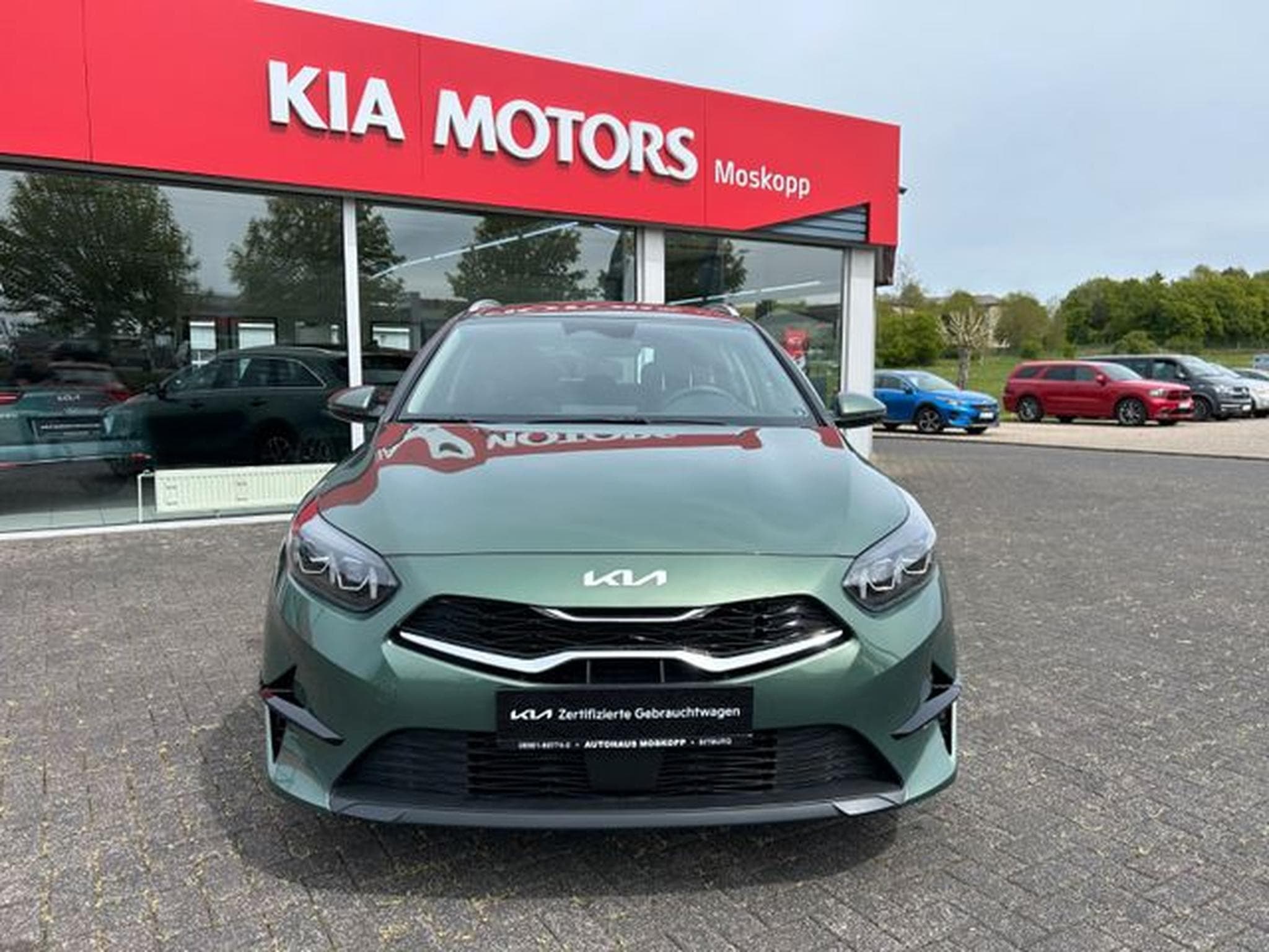 Kia Ceed Ceed SW 1,5T DCT Spirit Navi LED Kamera JBL  SHZ (2025) - Photo 2